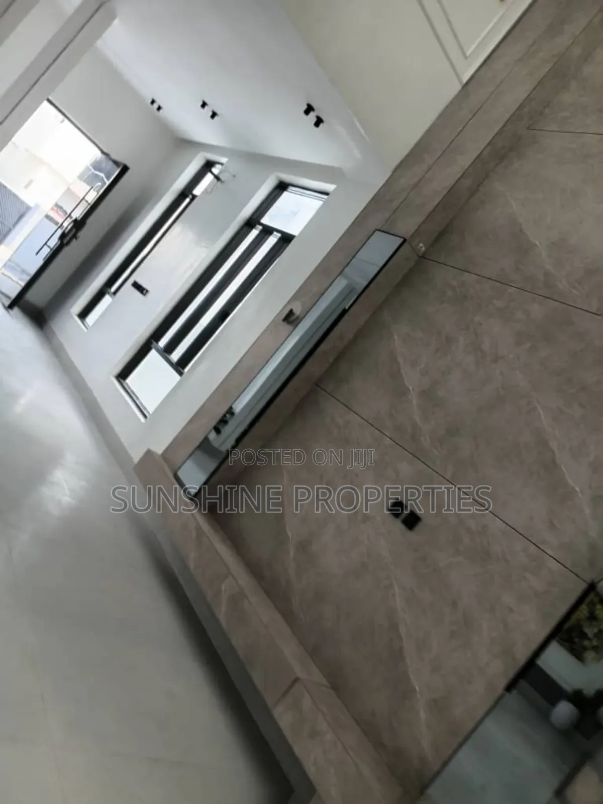 5bdrm Duplex in VGC / Ajah for sale in VGC / Ajah
