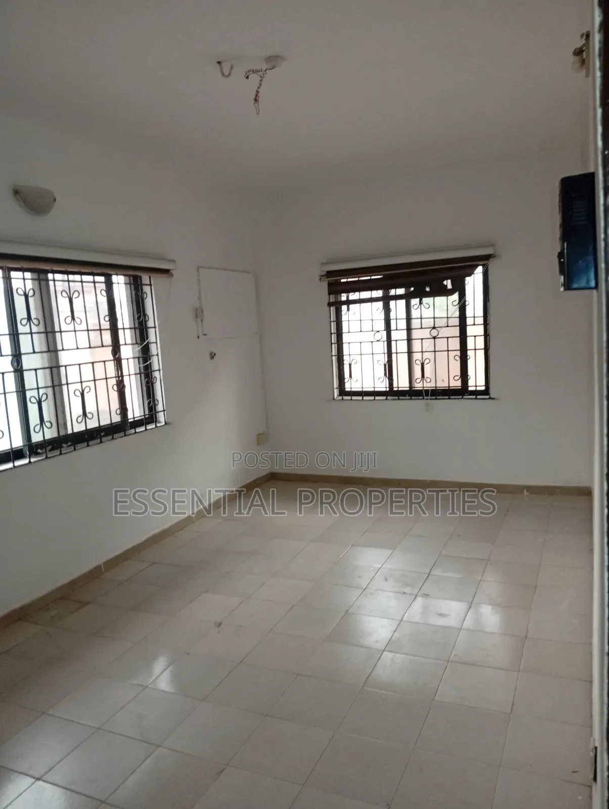 3bdrm Block of Flats in Oregun for rent in Oregun