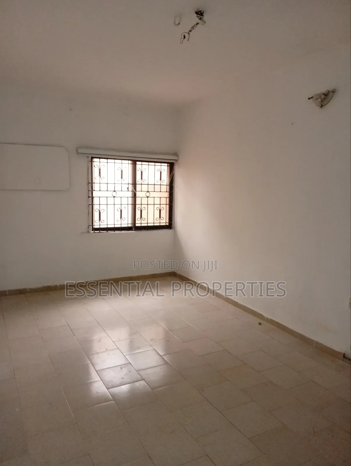 3bdrm Block of Flats in Oregun for rent in Oregun