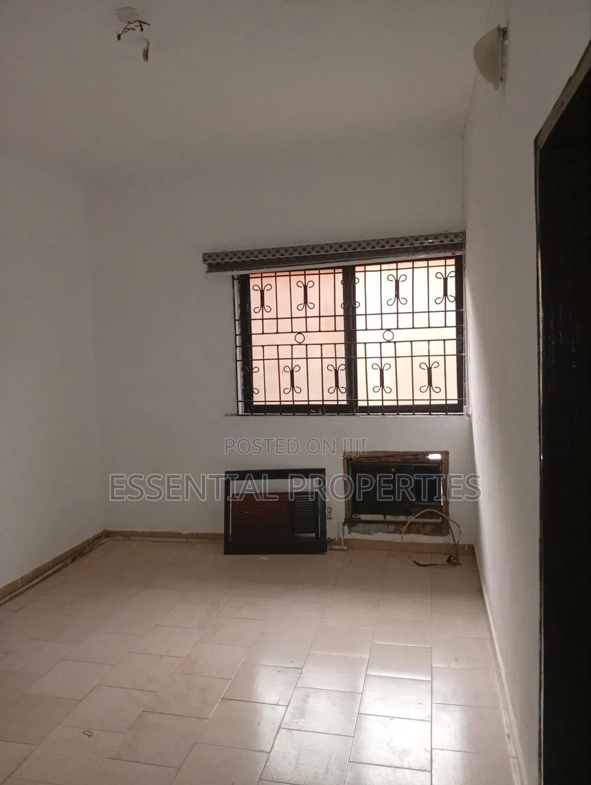 3bdrm Block of Flats in Oregun for rent in Oregun