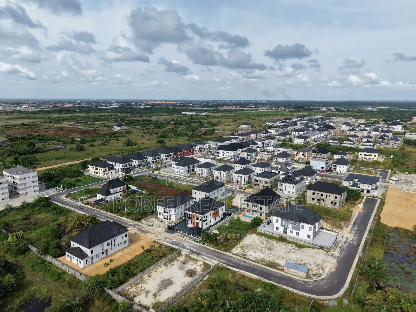 Investment Opportunity in Ibeju Lekki in Aiyeteju