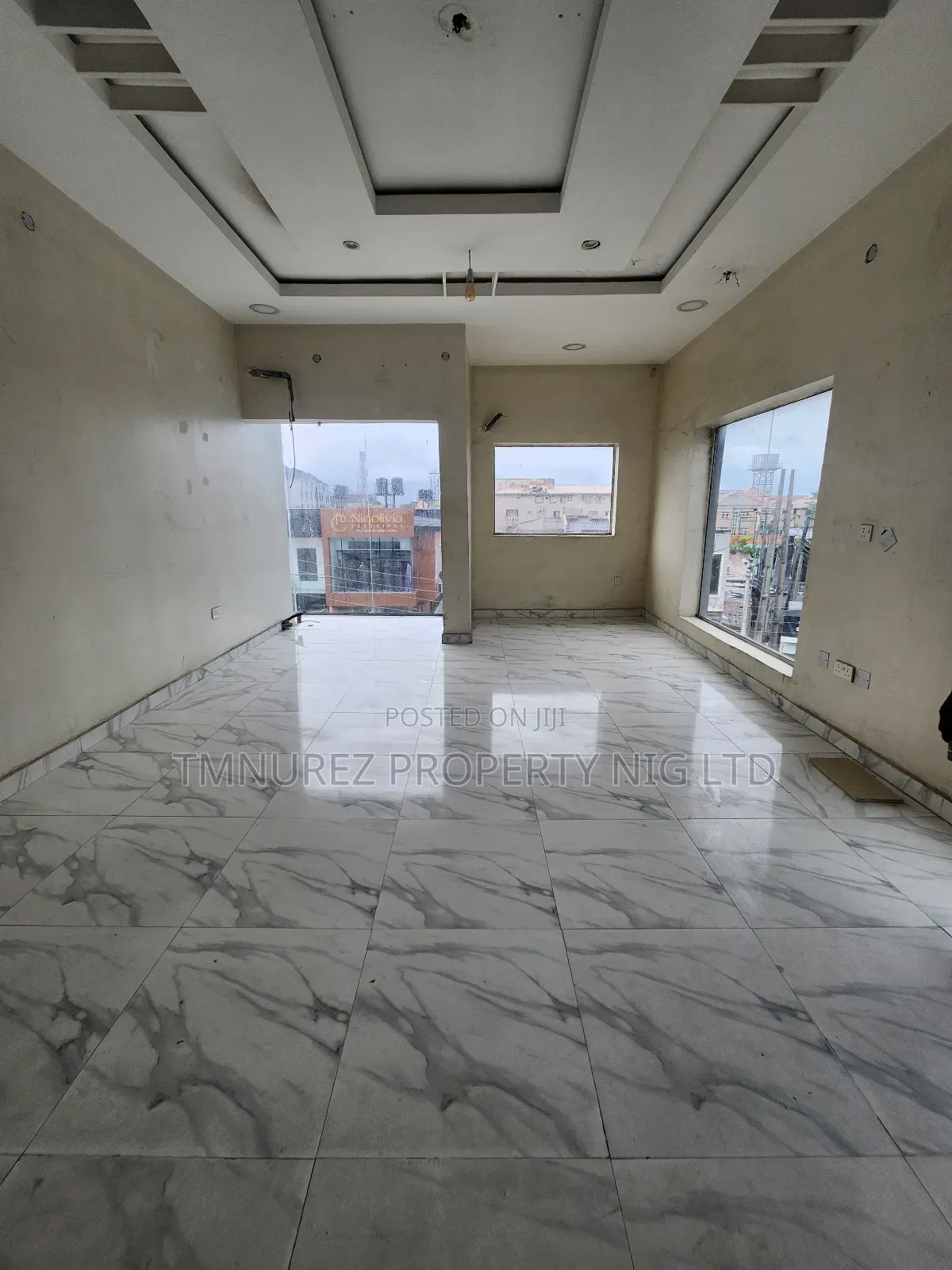 Shop and Office Space for Rent in a Very Busy Place in Chevron