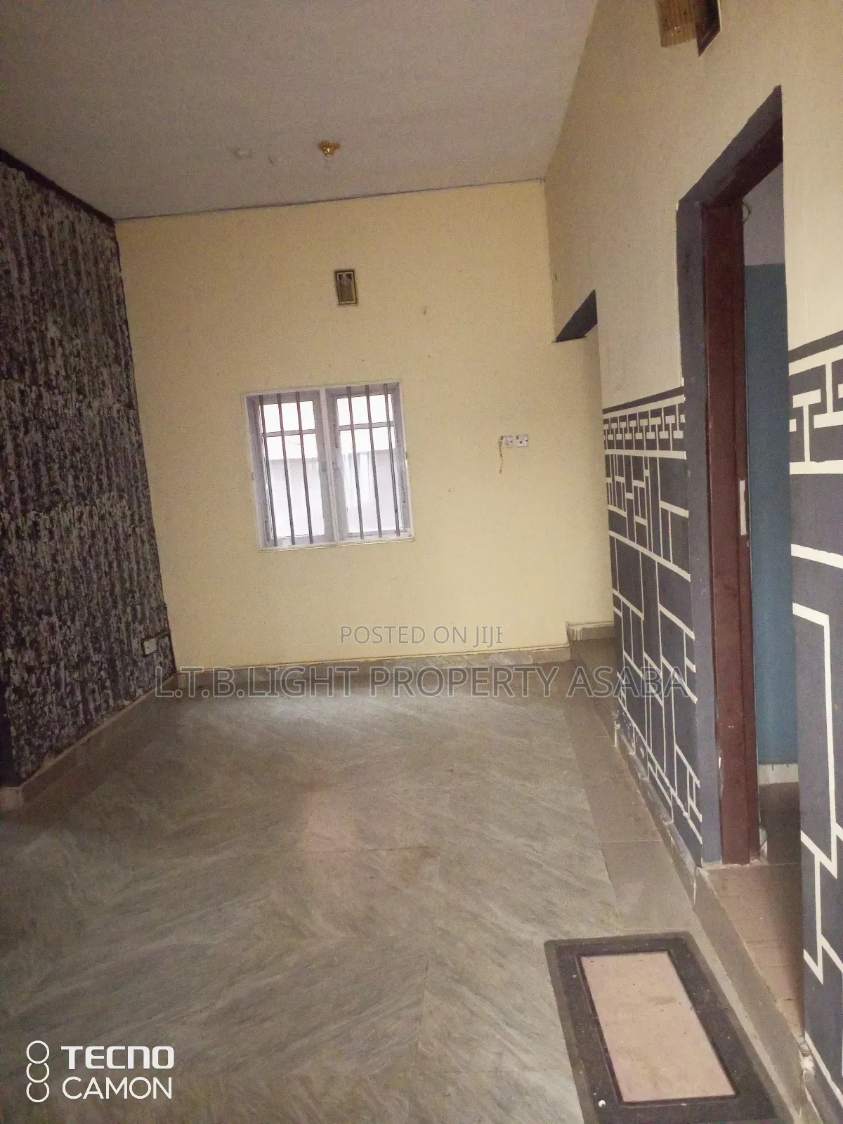 2bdrm Block of Flats in Airport View Estate, Oshimili North for rent in Oshimili North