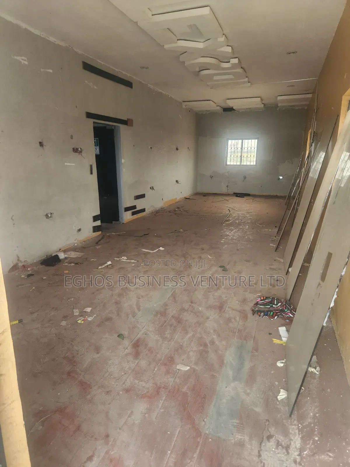 Office Space Upstairs Up for Rent in Benin City