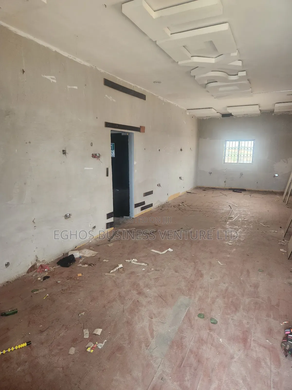Office Space Upstairs Up for Rent in Benin City