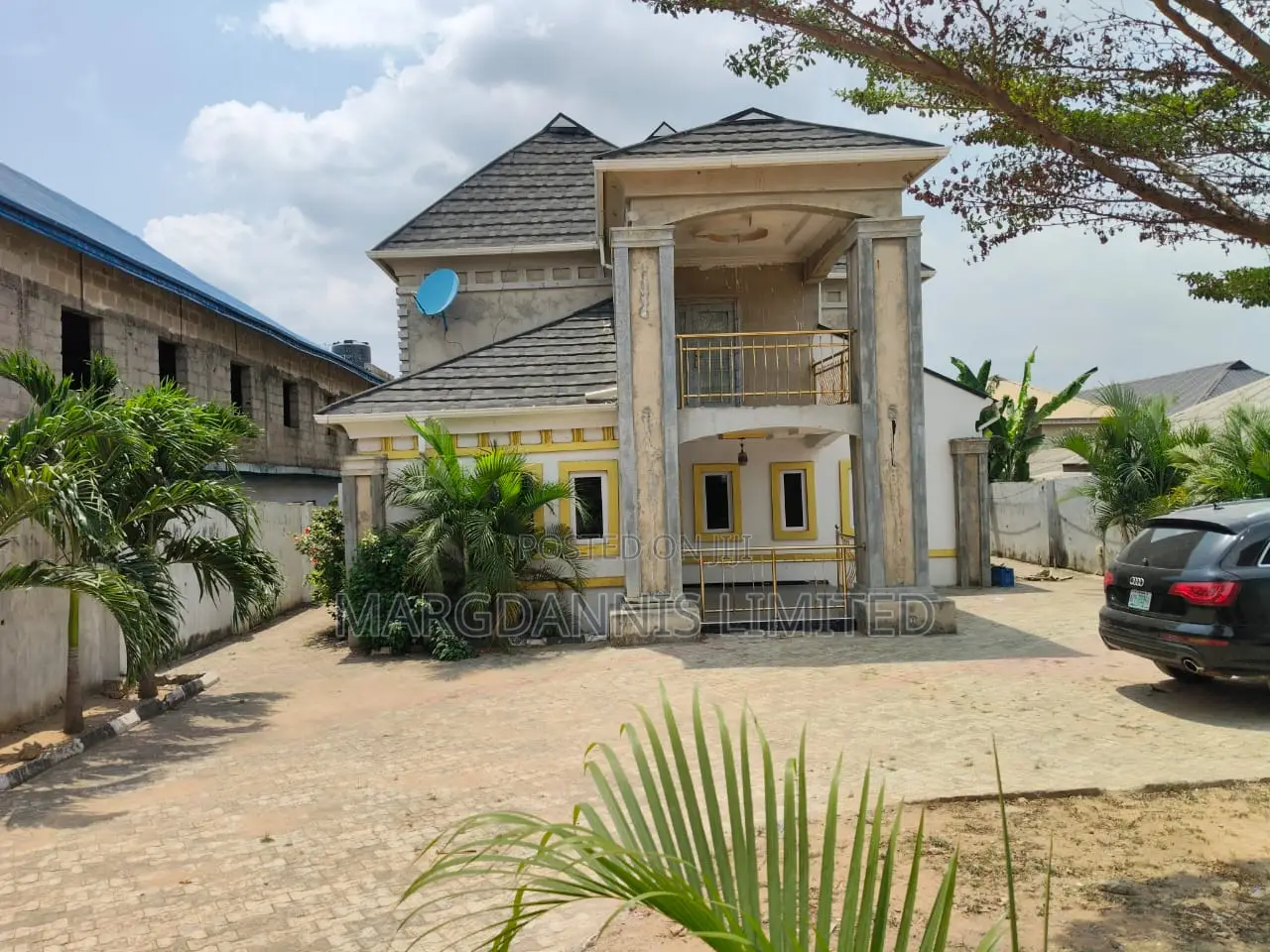 Furnished 4bdrm Duplex in Asolo-Agric for sale in Agric
