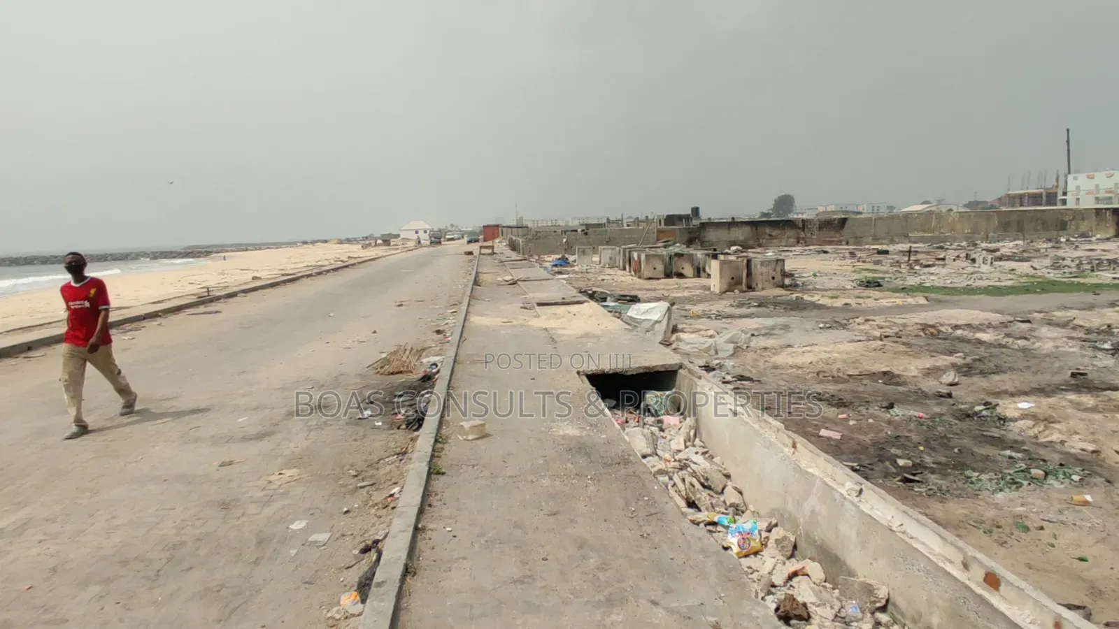 Ocean Front Land, in Ikate. Directly Facing the Atlantic Ocean in Ilaje / Lekki