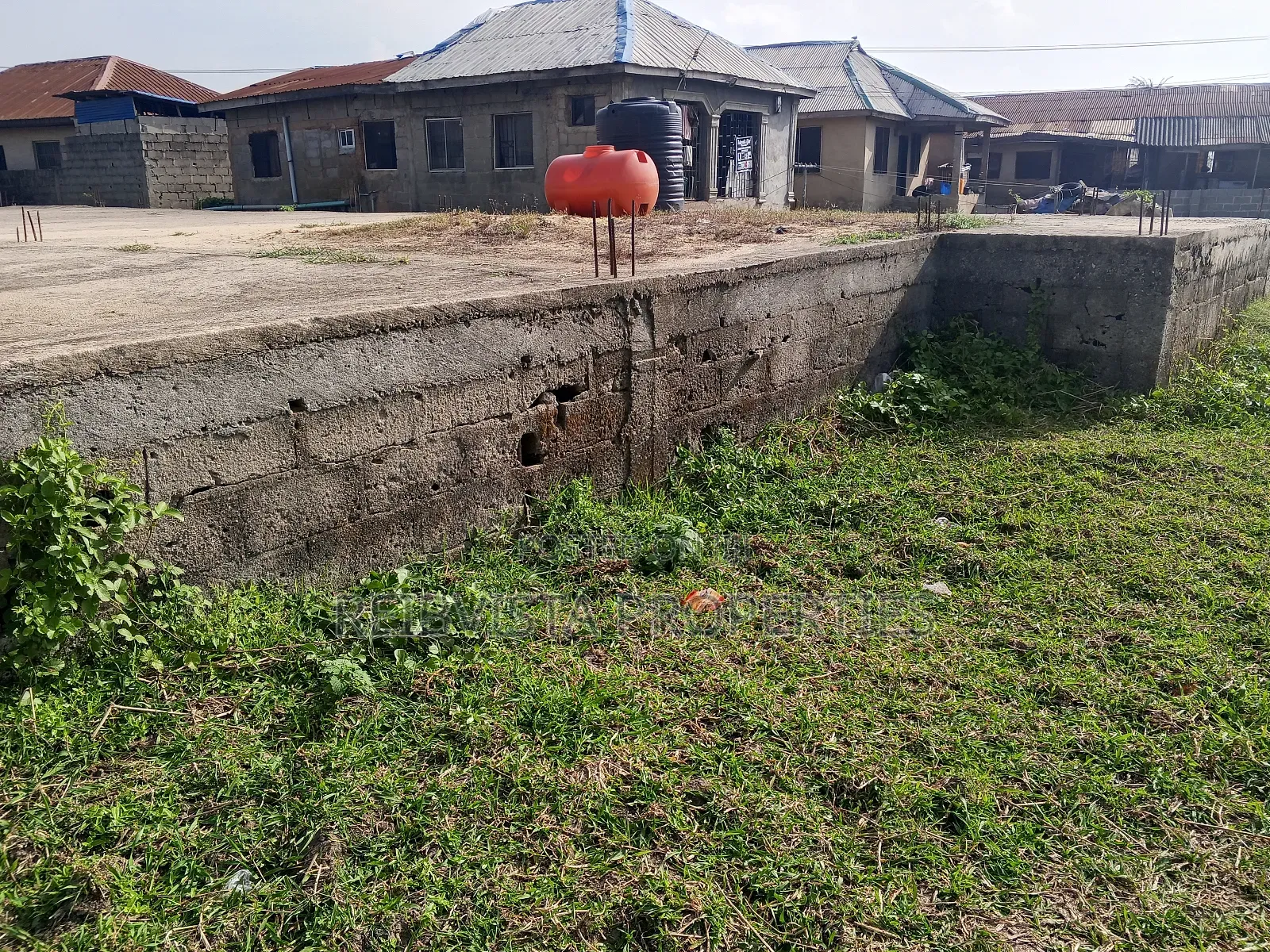 Plot of Land With Foundation in Kosofe / Kosofe