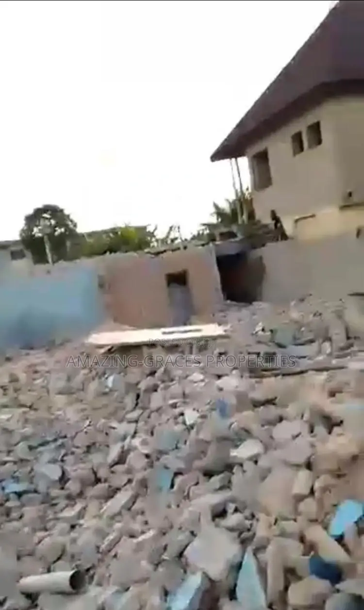 For Sale – Half Plot of Land (Flexible Options Available) in Ikotun / Ikotun/Igando