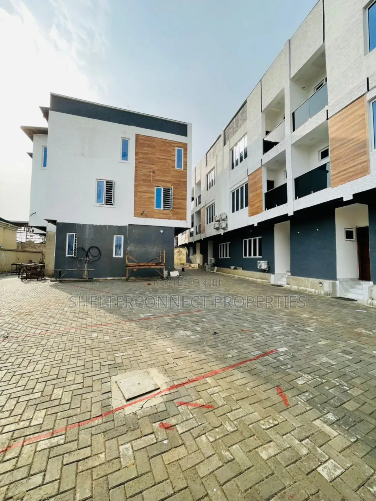 4bdrm Duplex in Adeniyi Jones for sale in Adeniyi Jones
