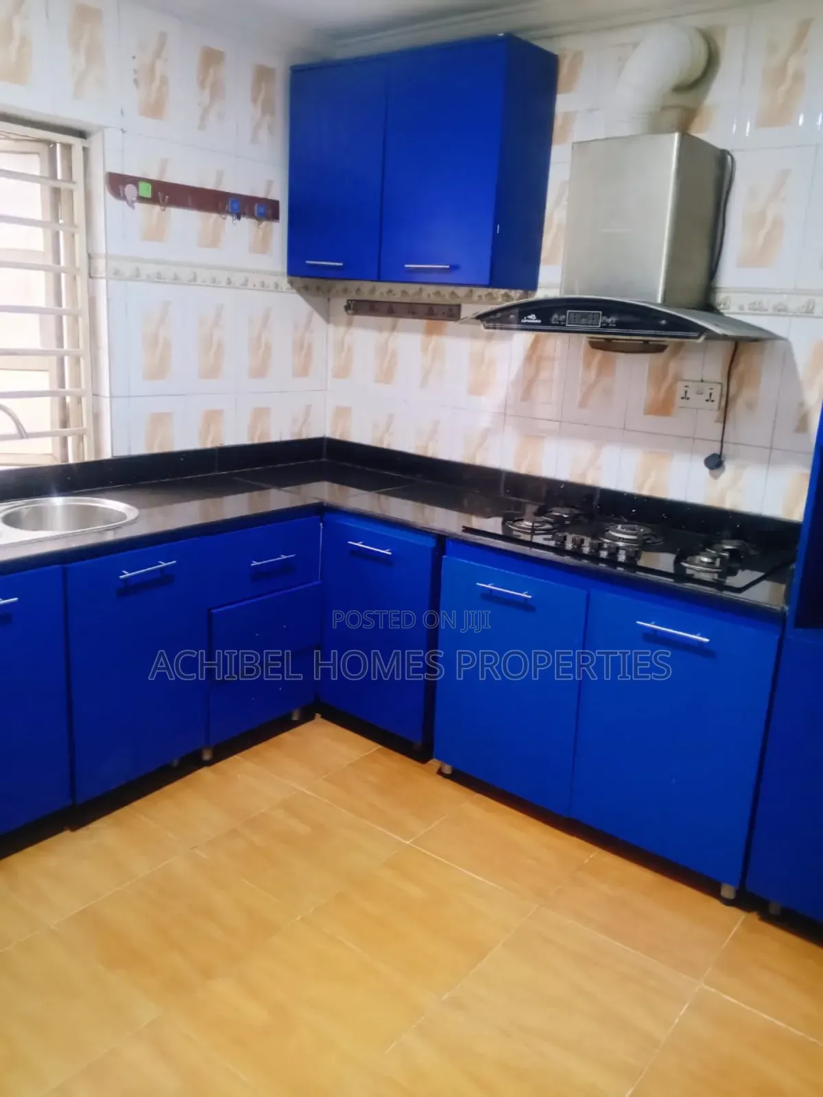 3bdrm Apartment in Agungi East for rent in Agungi