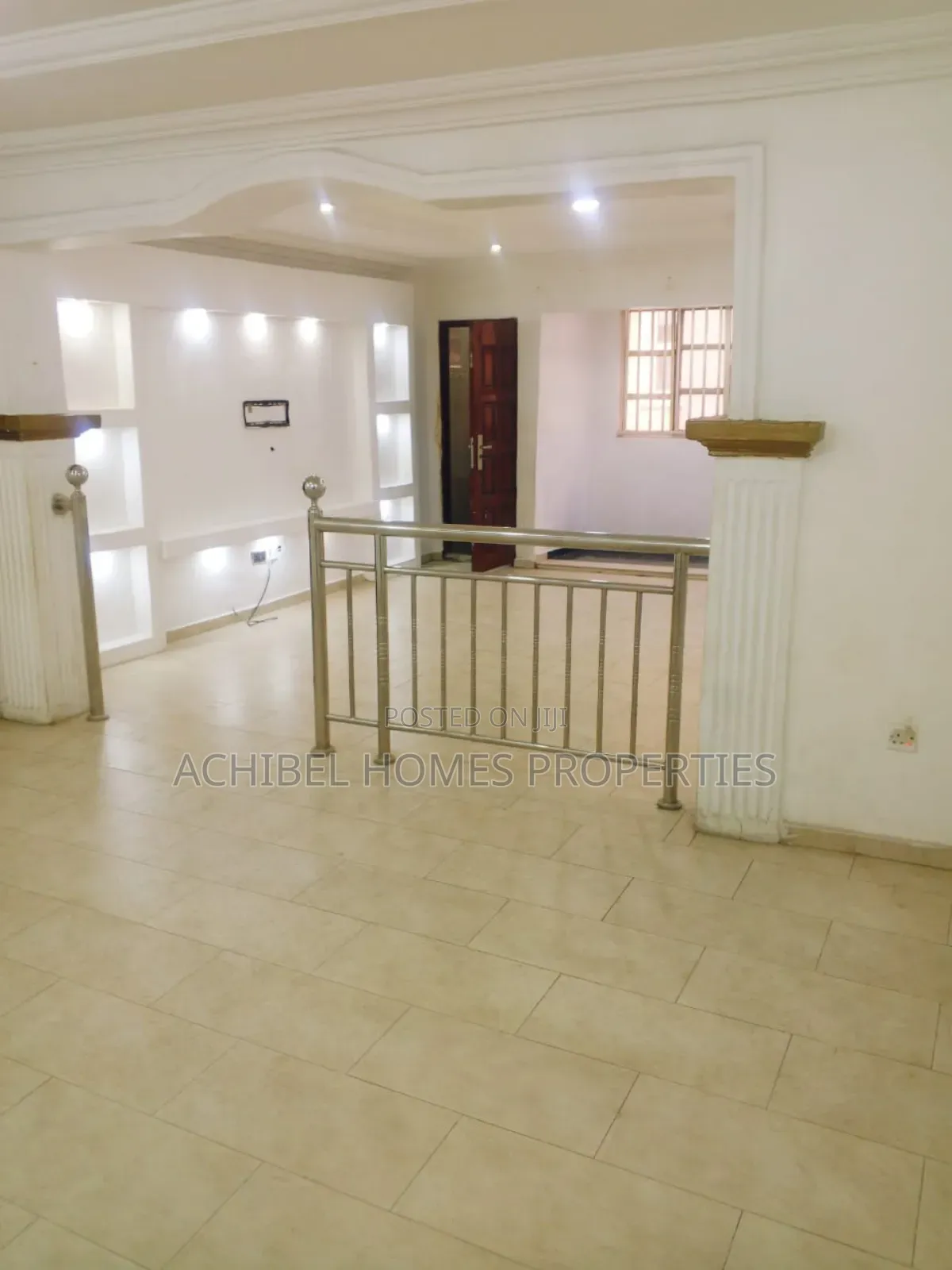3bdrm Apartment in Agungi East for rent in Agungi