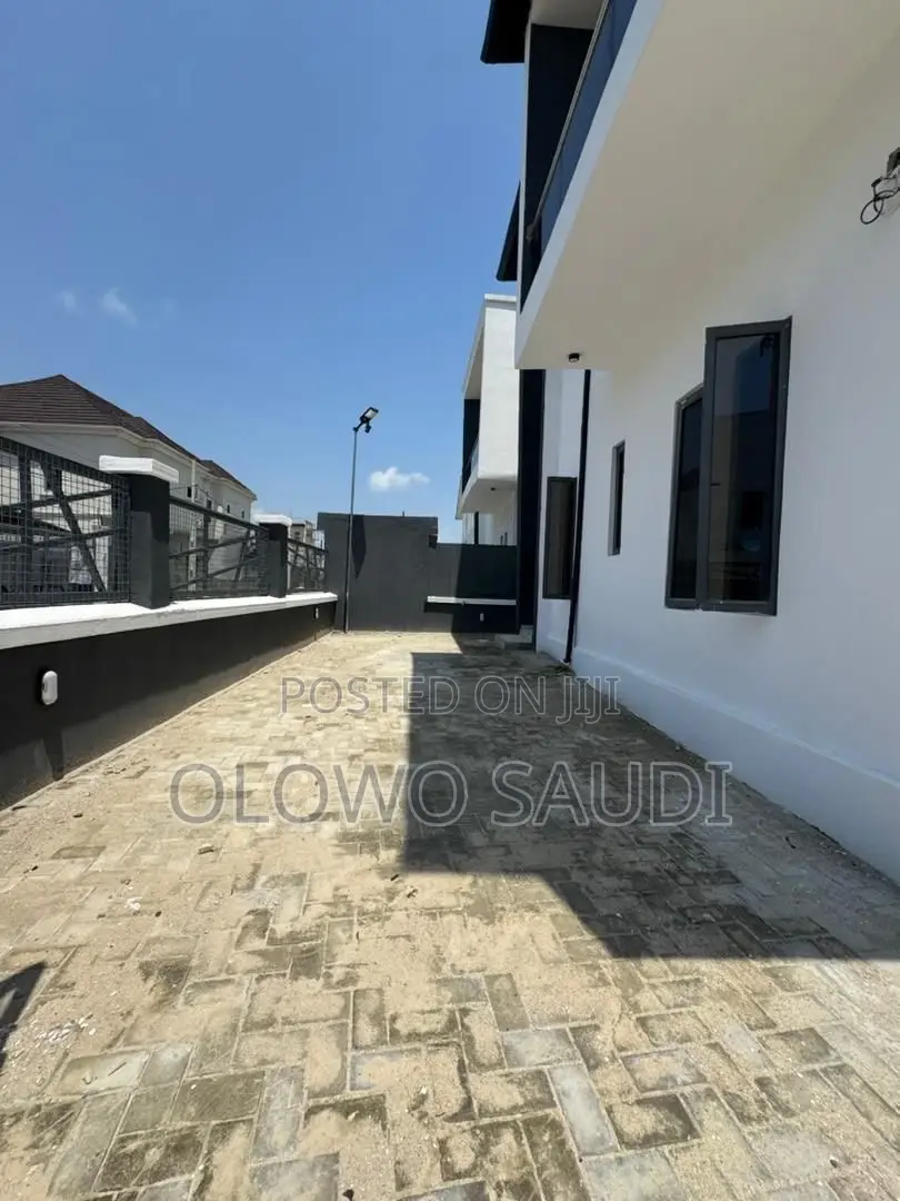 5bdrm Duplex in Metro Homes, Abraham Adesanya for rent in Abraham Adesanya