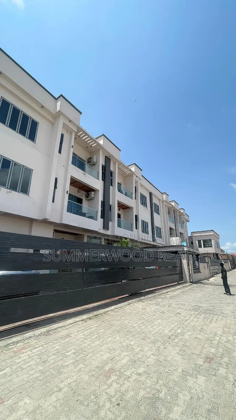 1bdrm Duplex in Agungi for rent in Agungi