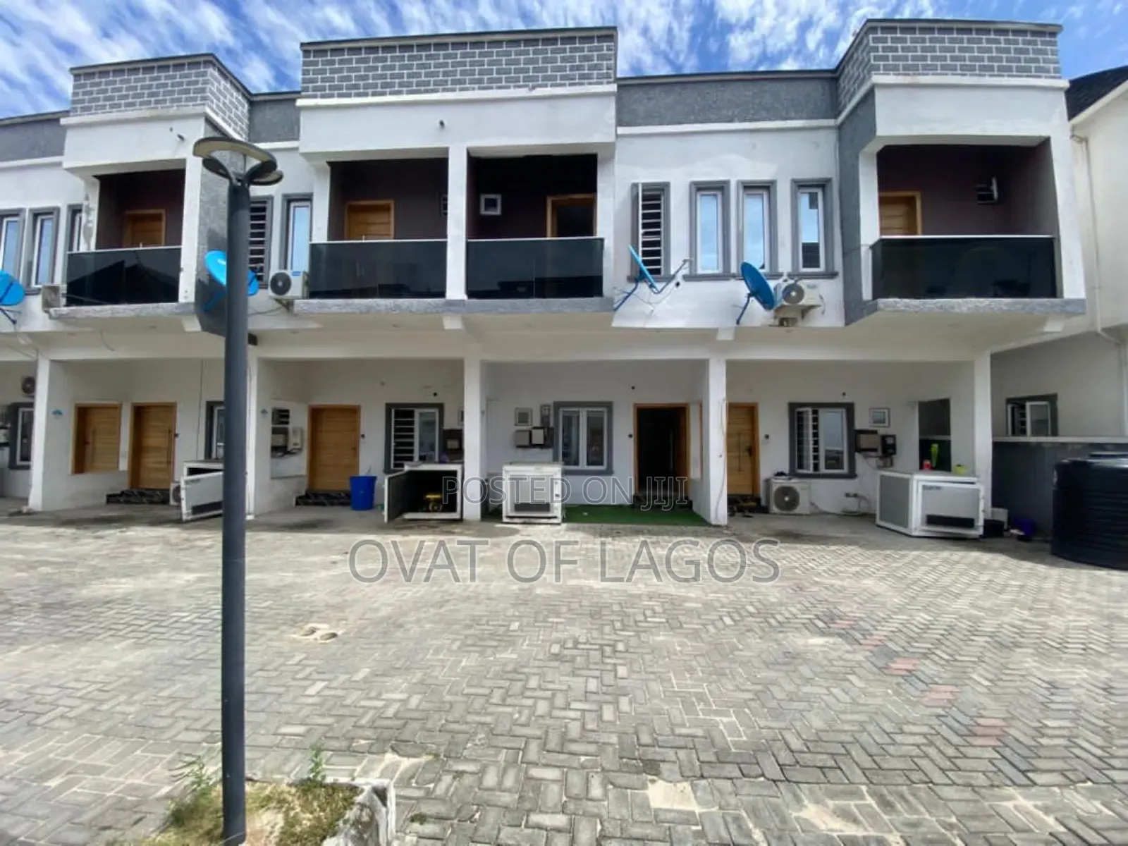 3bdrm Duplex in Ikota Villa for sale in Ikota