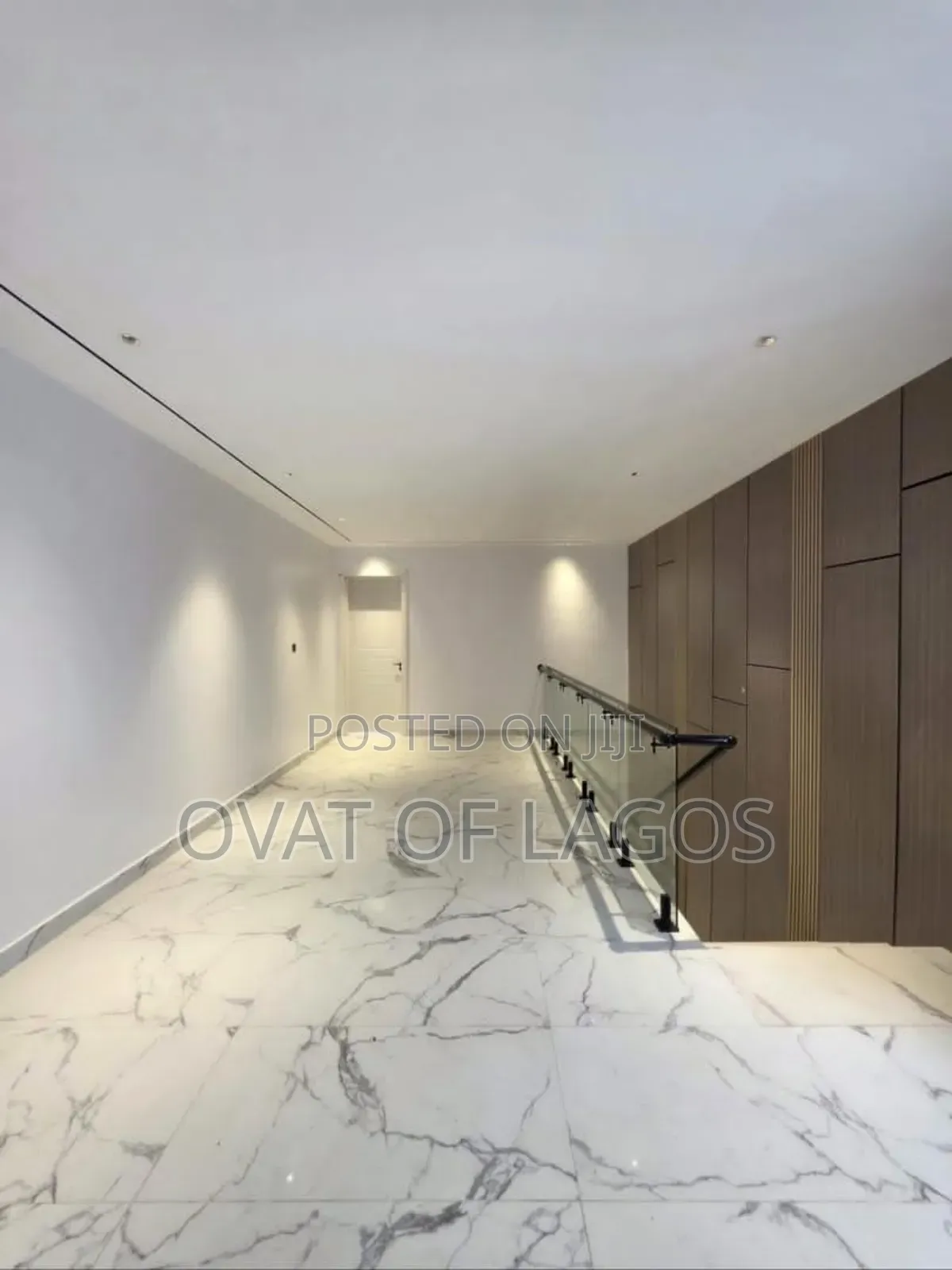 5bdrm Duplex in Lekki Phase 1 for sale in Lekki Phase 1