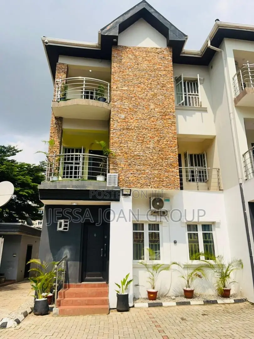 Furnished 4bdrm Duplex in Utako for rent in Utako
