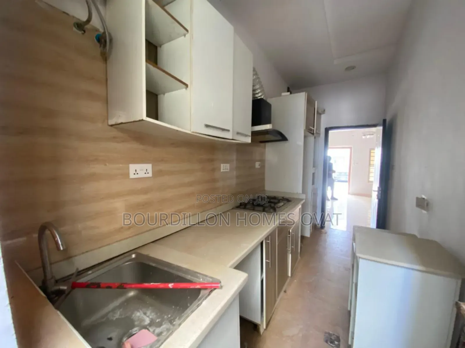 3bdrm Duplex in Ikota Villa Estate for sale in Ikota