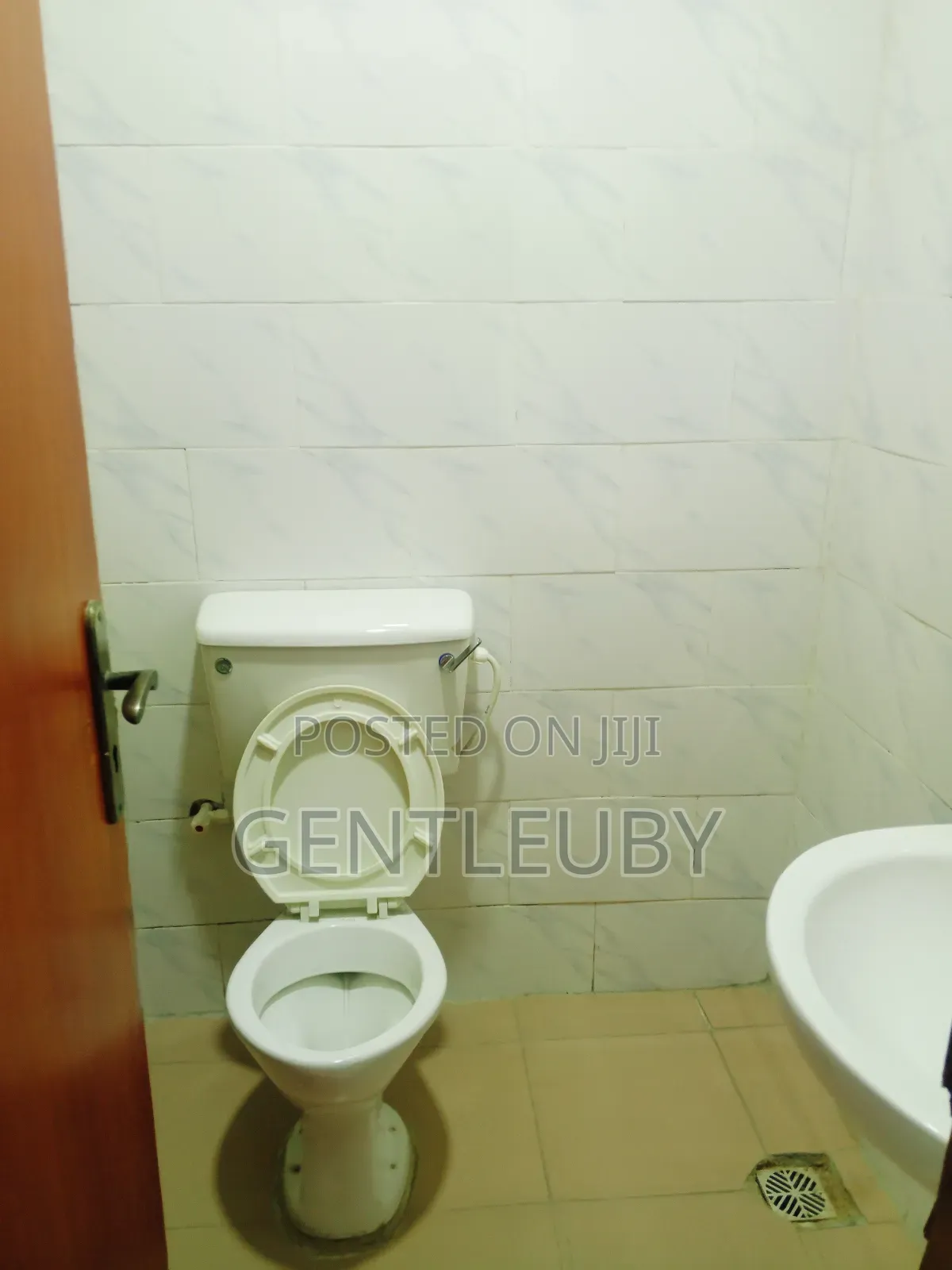 Office Space for Rent at Lekki Phase 1 in Lekki