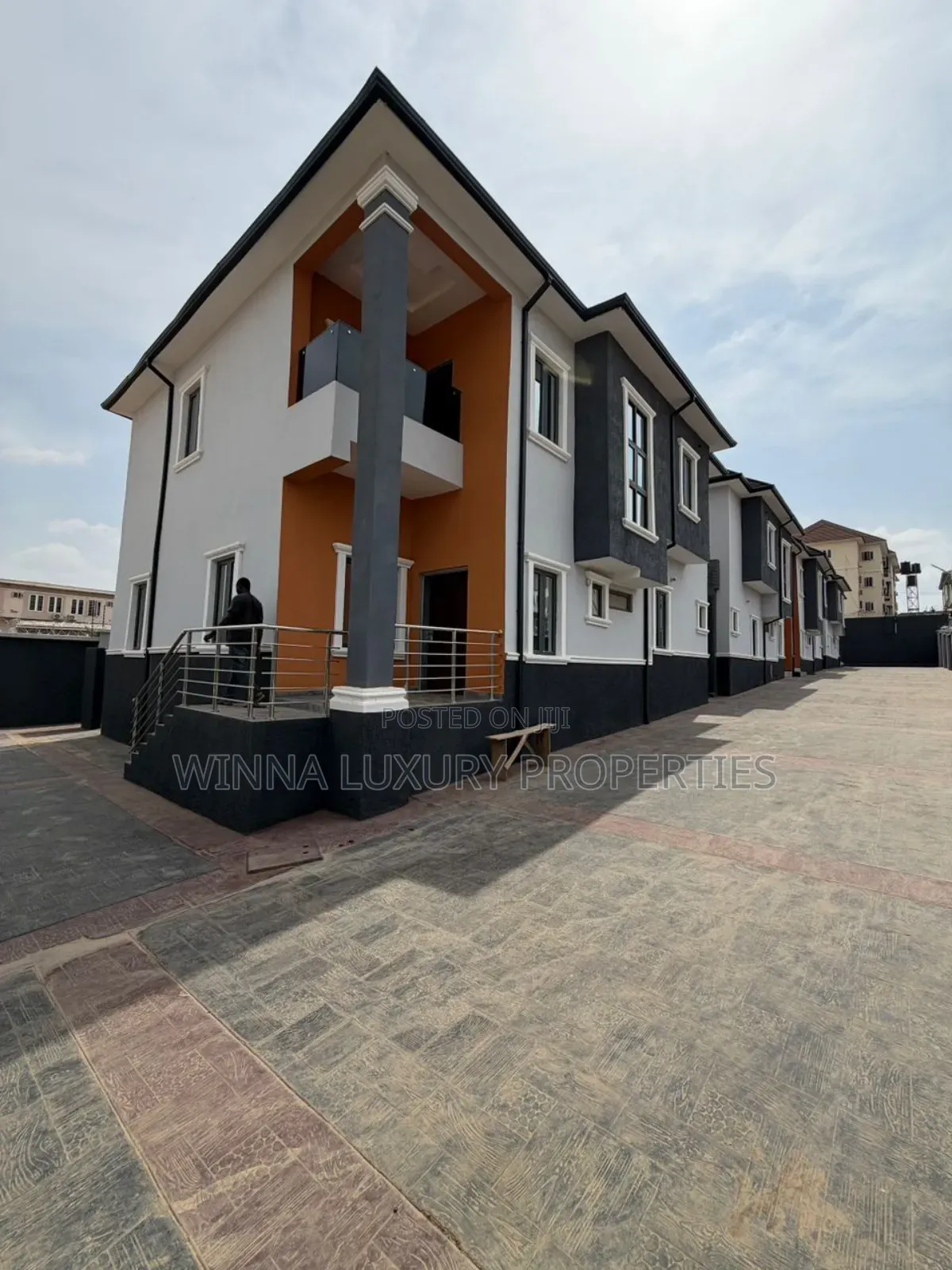 4bdrm Duplex in Life Camp for sale in Life Camp