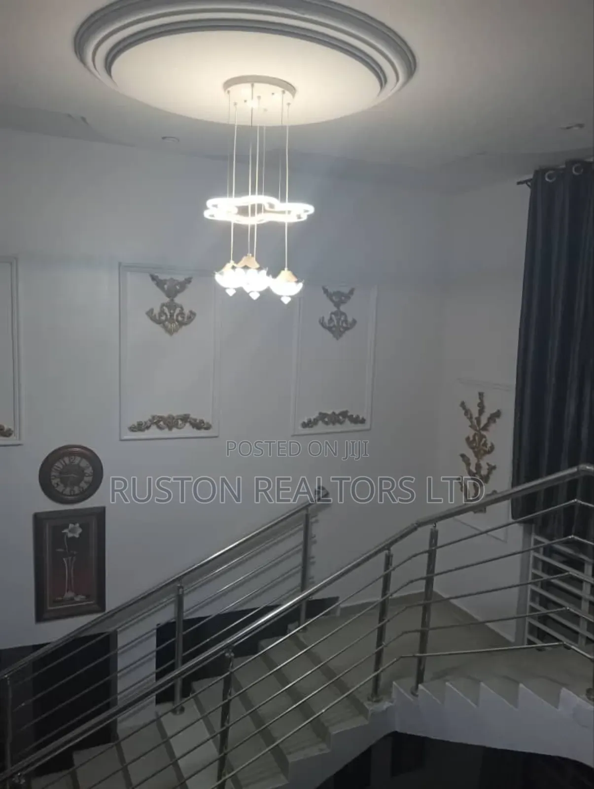 6bdrm Duplex in Akala Express for sale in Akala Express
