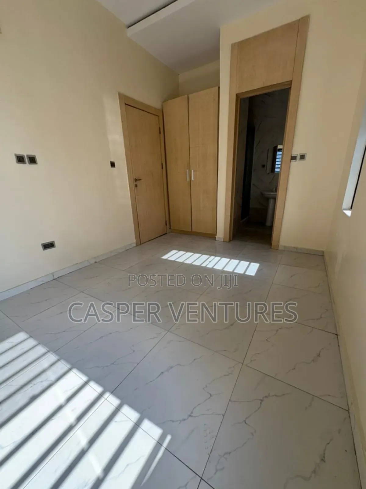 1bdrm Shared Apartment in Ikota Gra for rent in Ikota