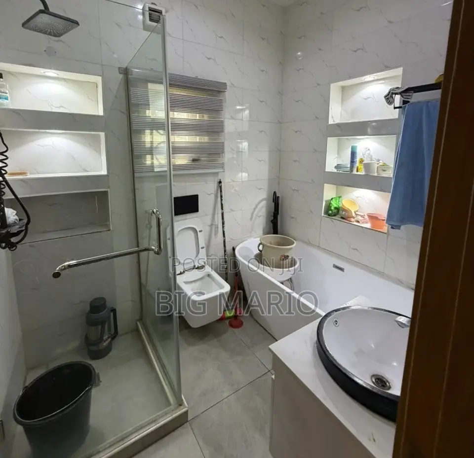 5bdrm Bungalow in Godab Estate, Jabi for sale in Jabi
