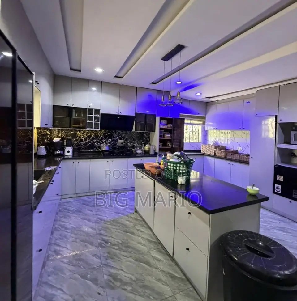 5bdrm Bungalow in Godab Estate, Jabi for sale in Jabi