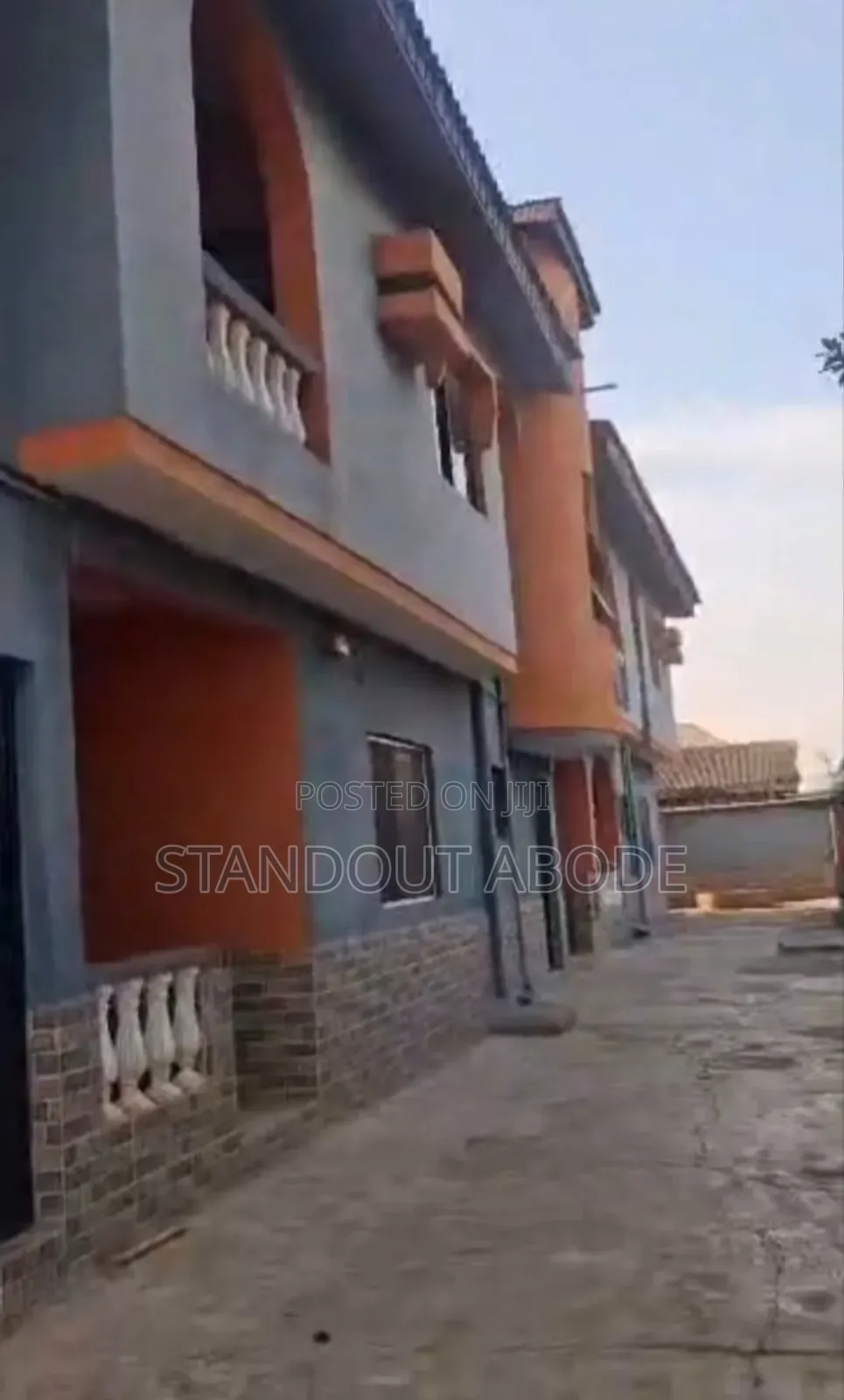 3bdrm Block of Flats in Good Location, Igando / Ikotun/Igando for sale in Igando / Ikotun/Igando