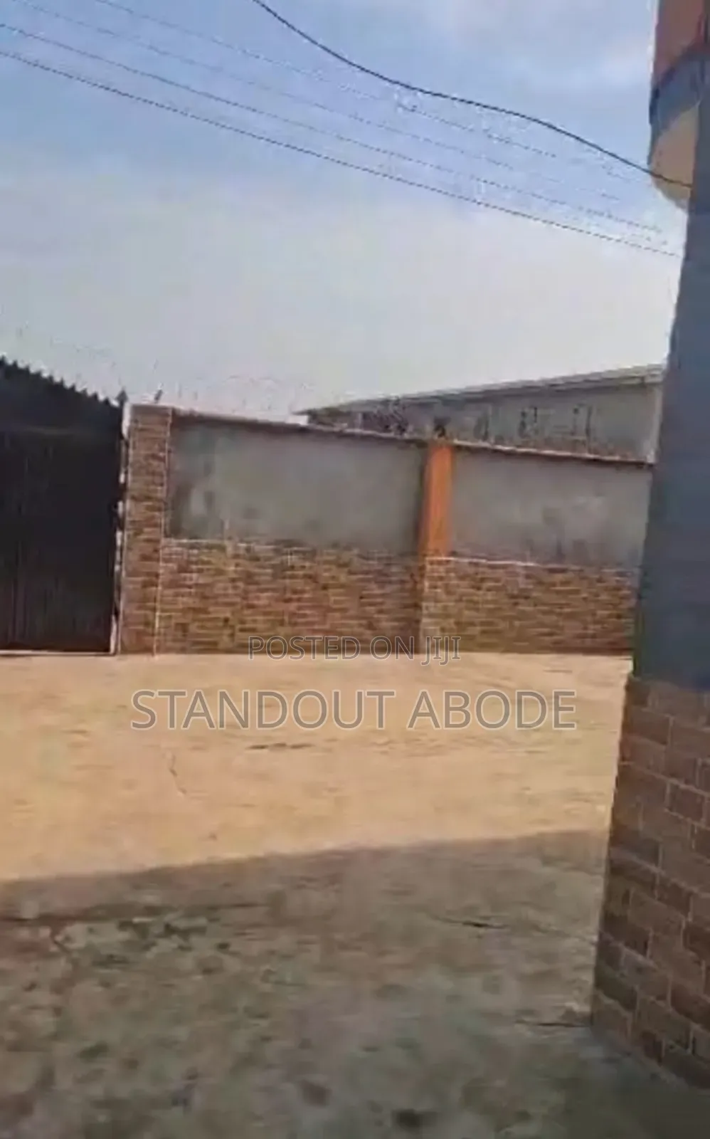 3bdrm Block of Flats in Good Location, Igando / Ikotun/Igando for sale in Igando / Ikotun/Igando