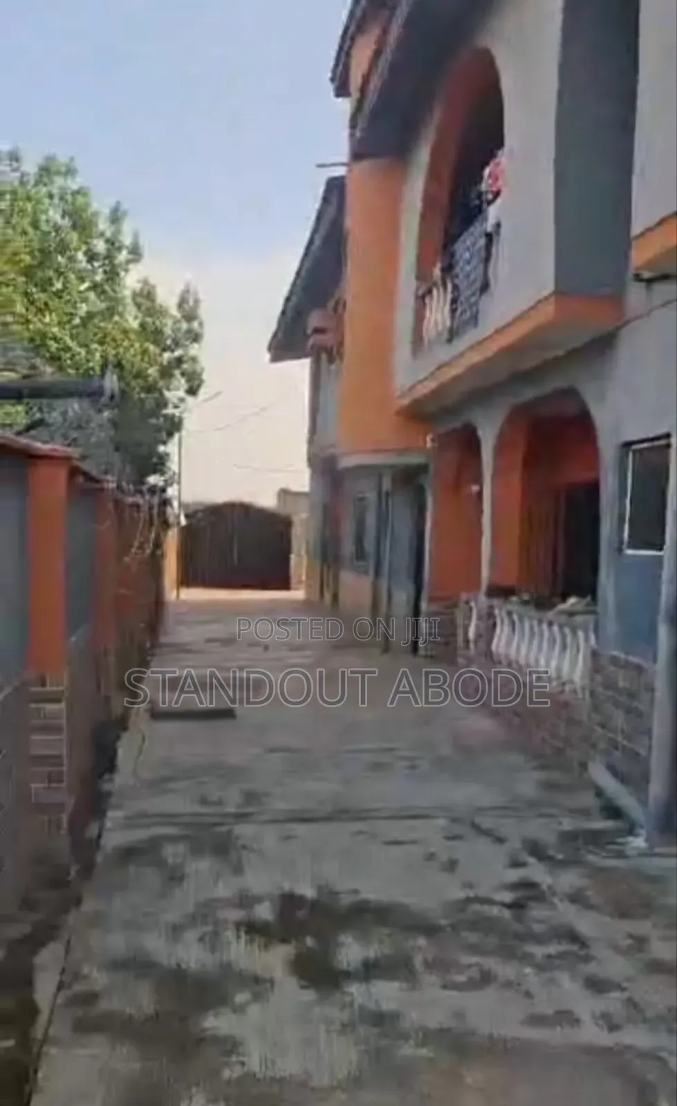 3bdrm Block of Flats in Good Location, Igando / Ikotun/Igando for sale in Igando / Ikotun/Igando