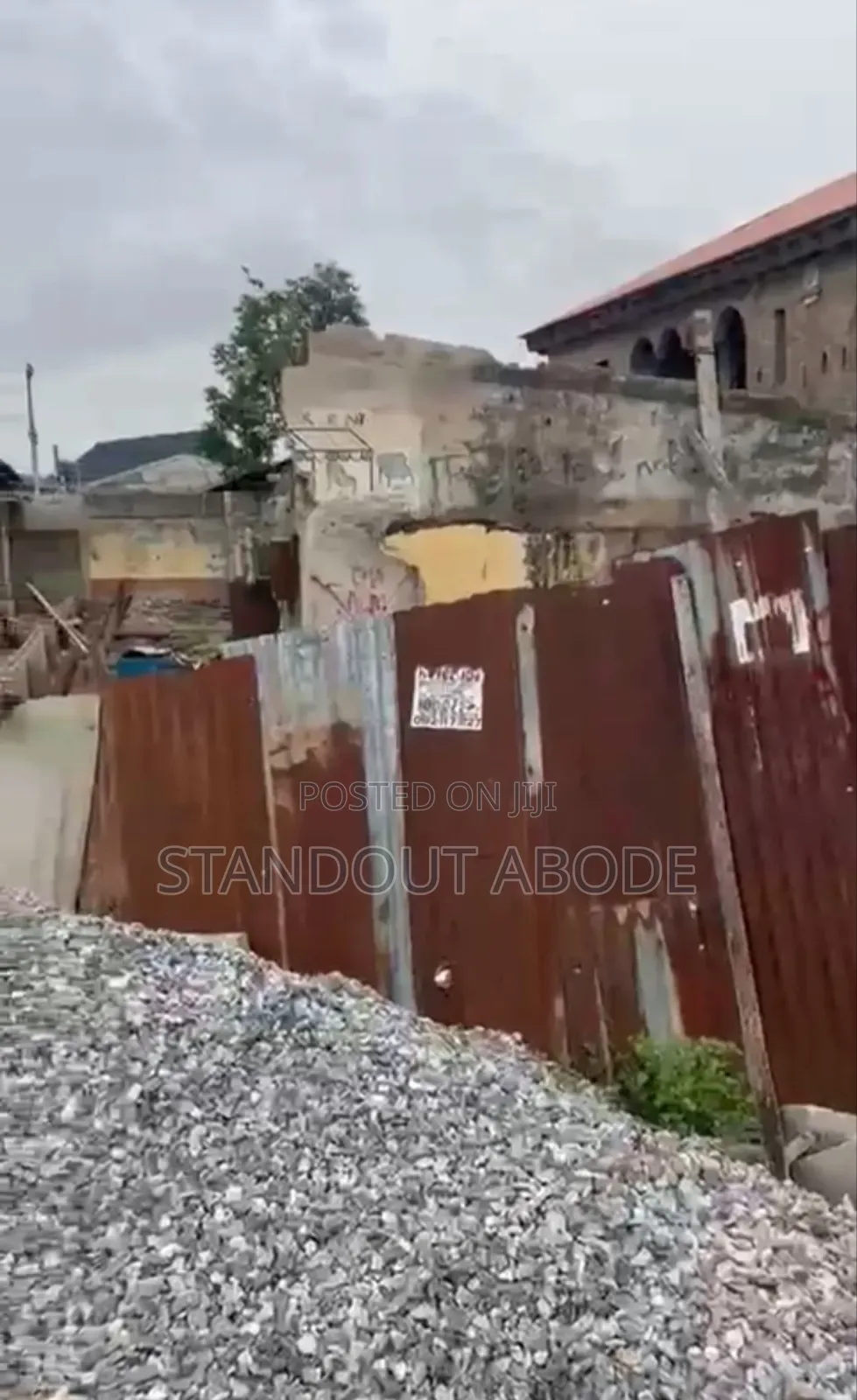 Half Plot of Land Urgently for Sale in Egbeda in Akowonjo