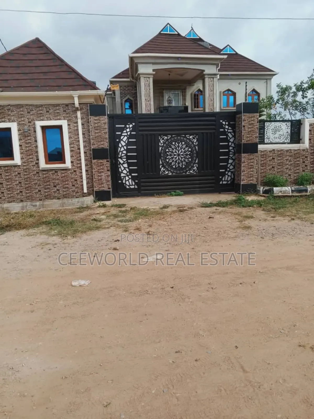 Furnished 4bdrm Duplex in Agara Estate, Akala Express for sale in Akala Express