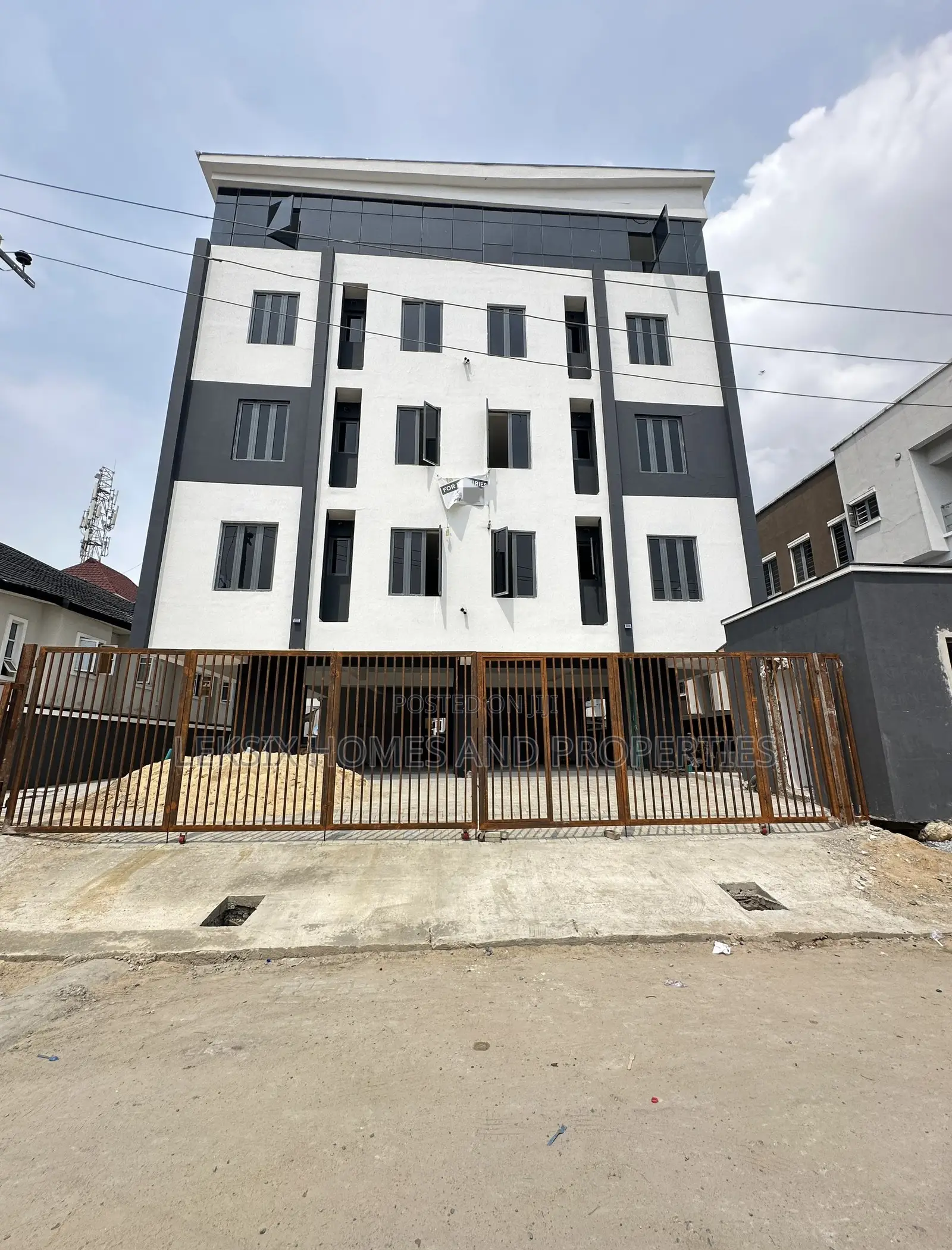 2bdrm Apartment in A Well Secured, Ikate for sale in Ikate
