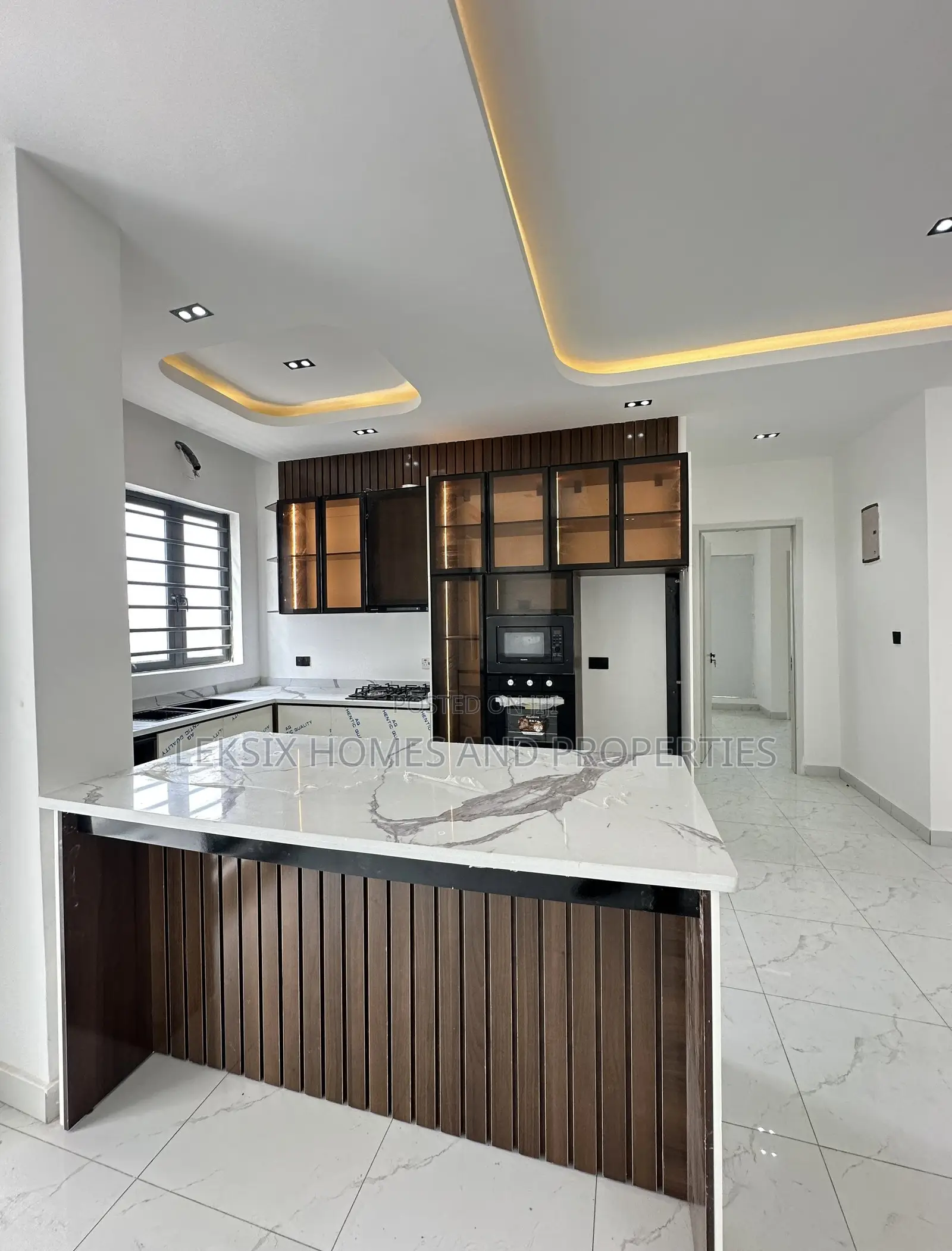 2bdrm Apartment in A Well Secured, Ikate for sale in Ikate
