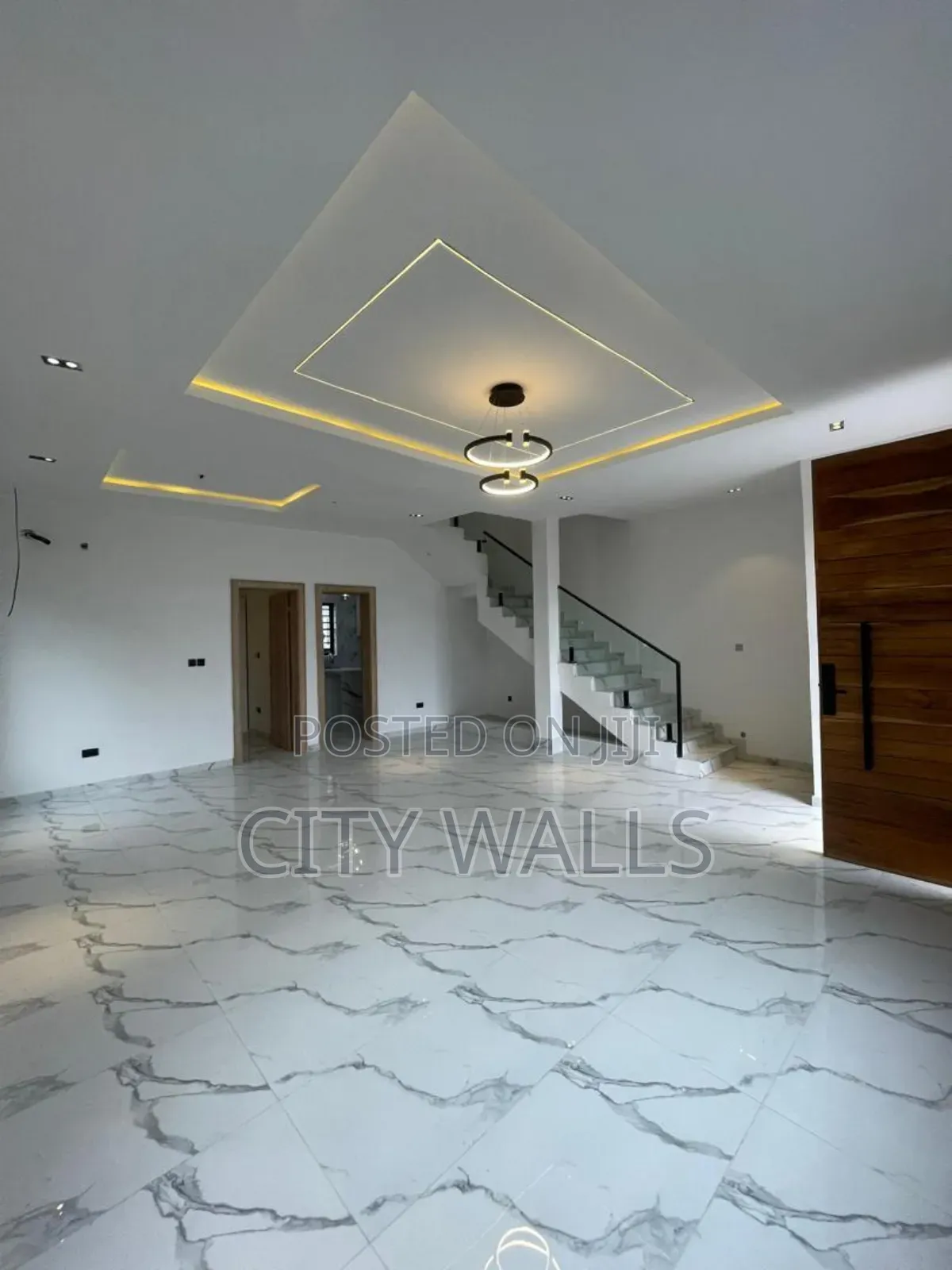 4bdrm Duplex in Idado for rent in Idado