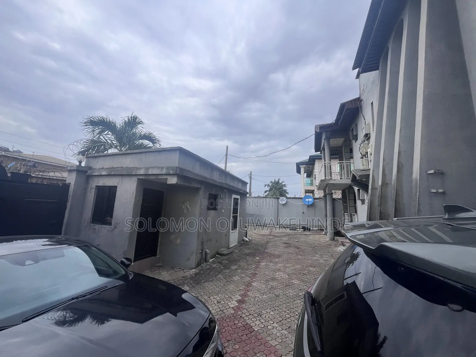 3bdrm Block of Flats in Gemade Estate, Alimosho for sale in Alimosho