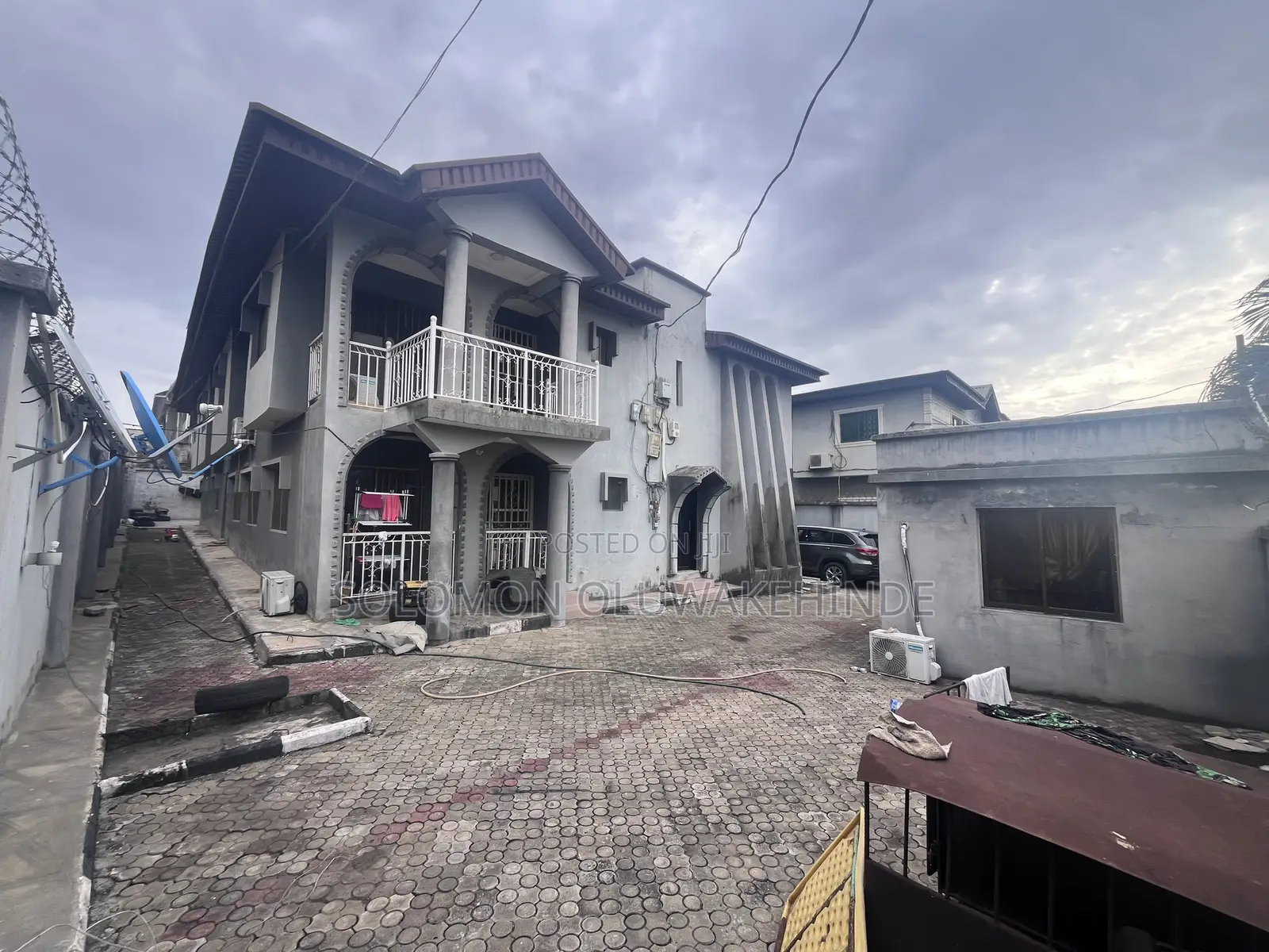 3bdrm Block of Flats in Gemade Estate, Alimosho for sale in Alimosho