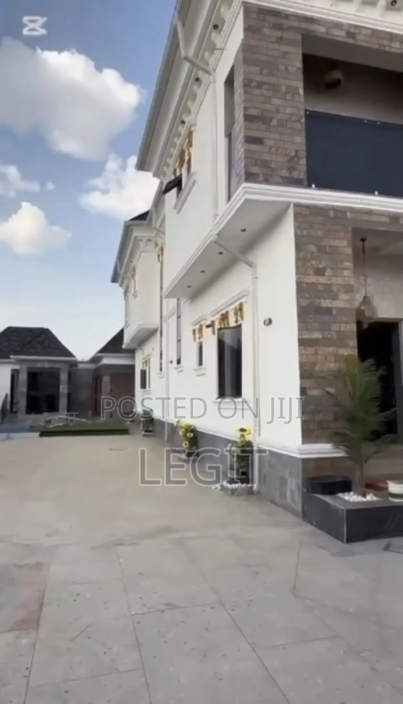 4bdrm Duplex in Gwarinpa for sale in Gwarinpa