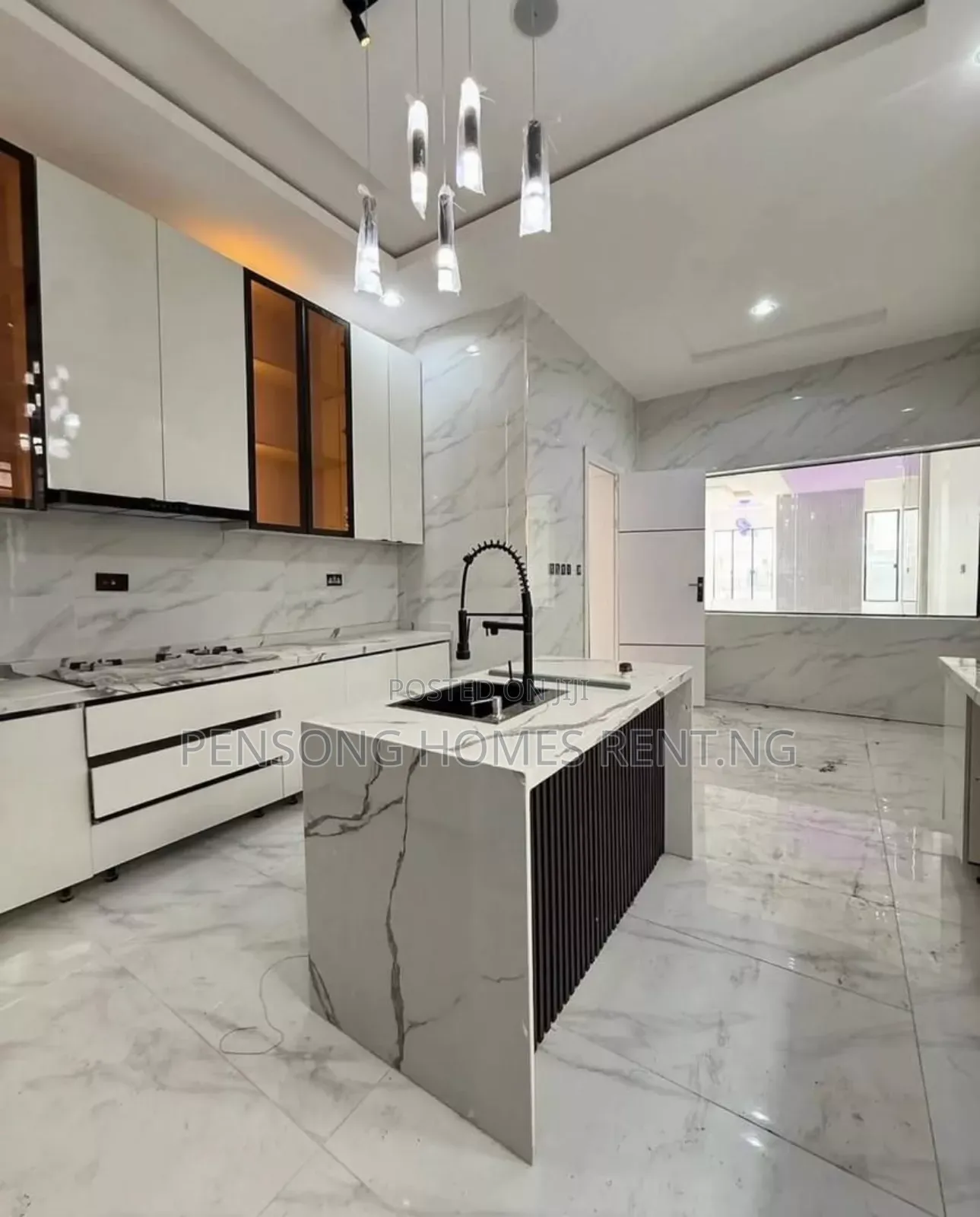 4bdrm Duplex in Ologolo for rent in Ologolo