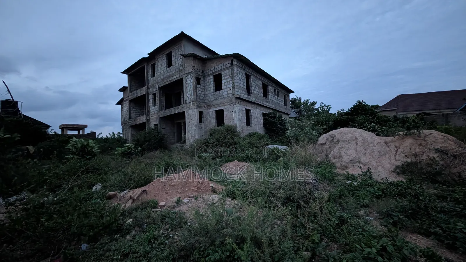 75% Completed 5 Units Of 3-bedroom Flat At Kajola, Orogun Express, in Ojoo
