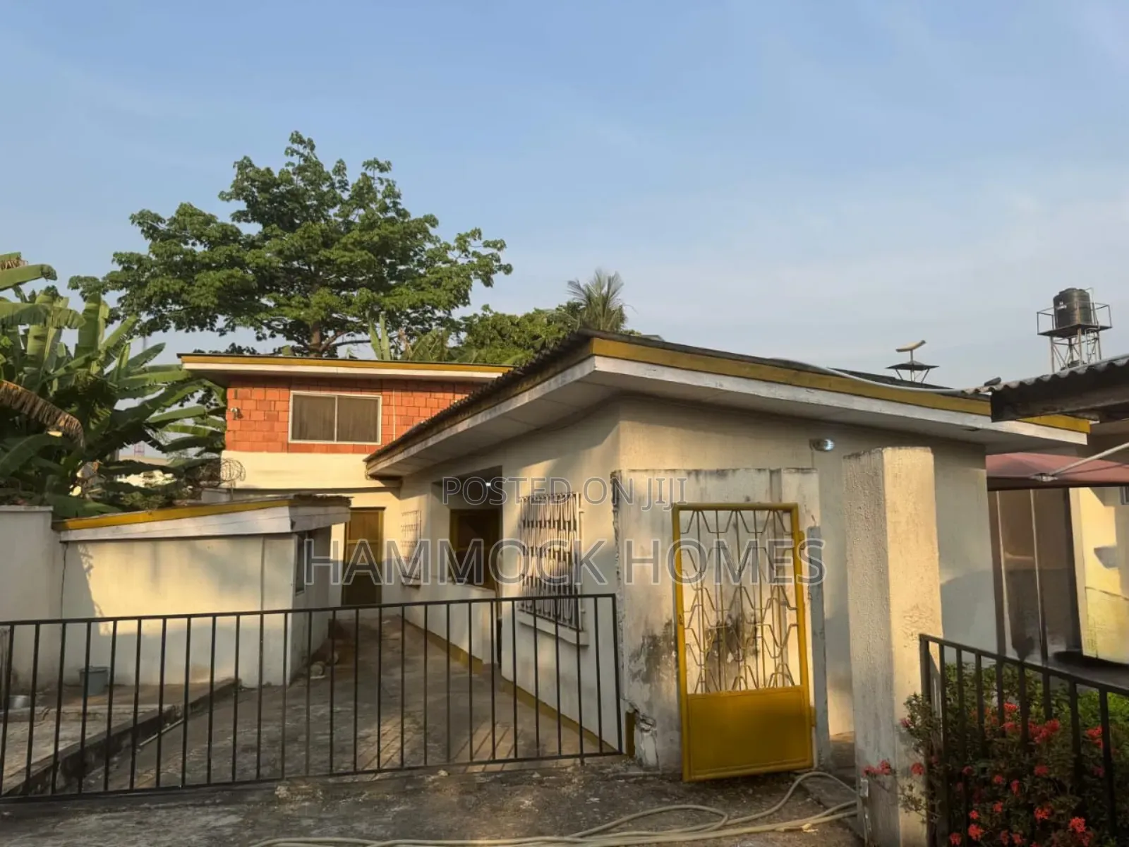 8bdrm Mansion in Ool Bodija Estate for sale in Old Bodija
