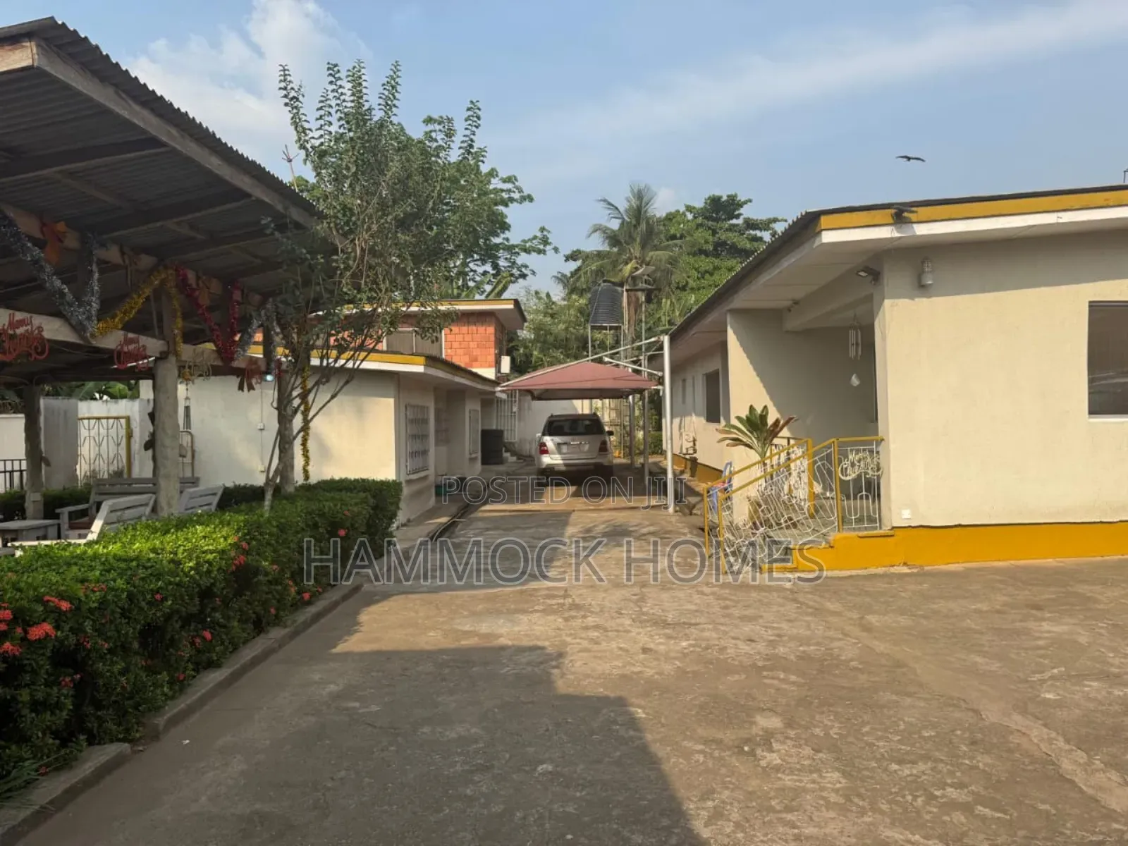 8bdrm Mansion in Ool Bodija Estate for sale in Old Bodija