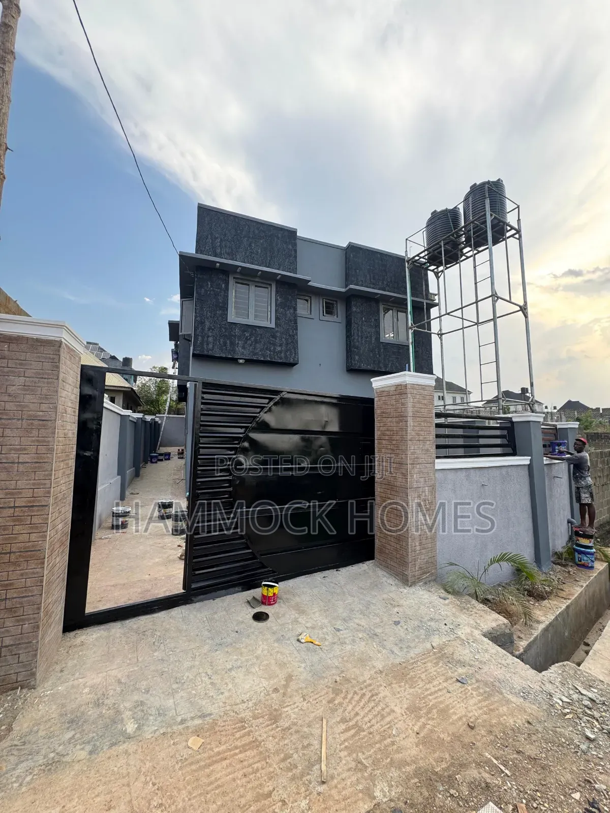 8bdrm Block of Flats in Almond Estate, Akobo for sale in Akobo