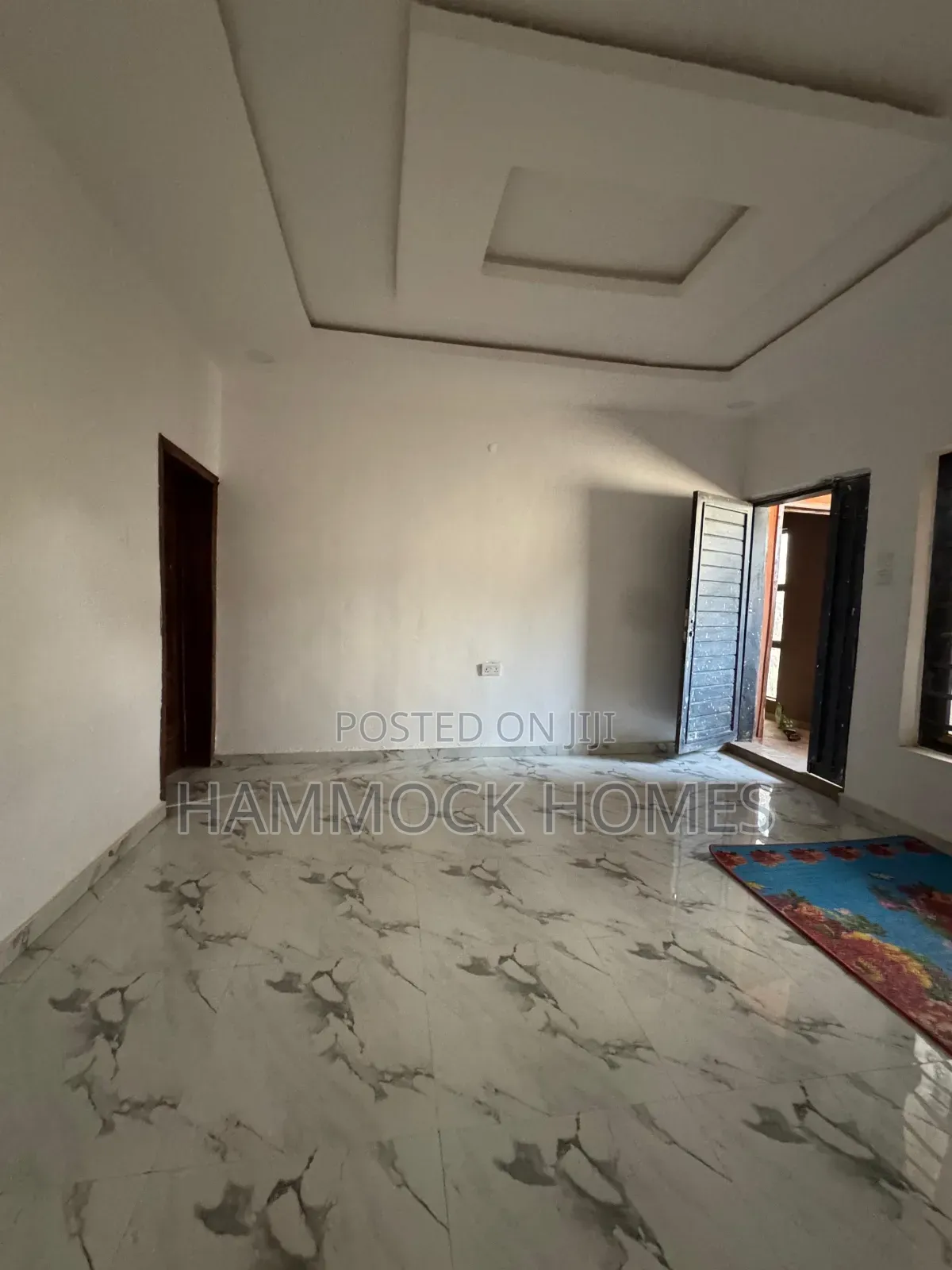 8bdrm Block of Flats in Almond Estate, Akobo for sale in Akobo