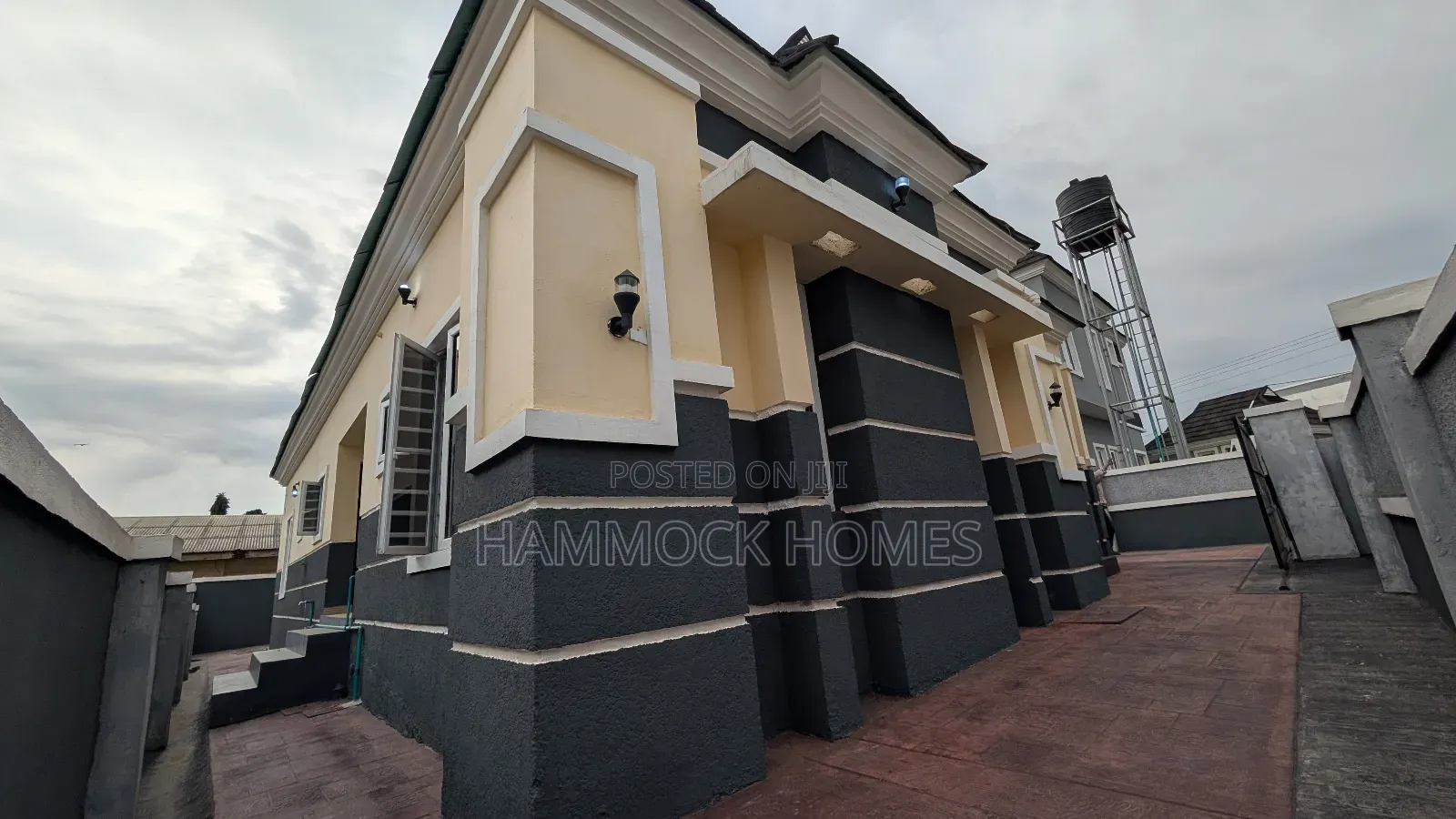 4bdrm Bungalow in Bera Estate ,, Akobo for sale in Akobo