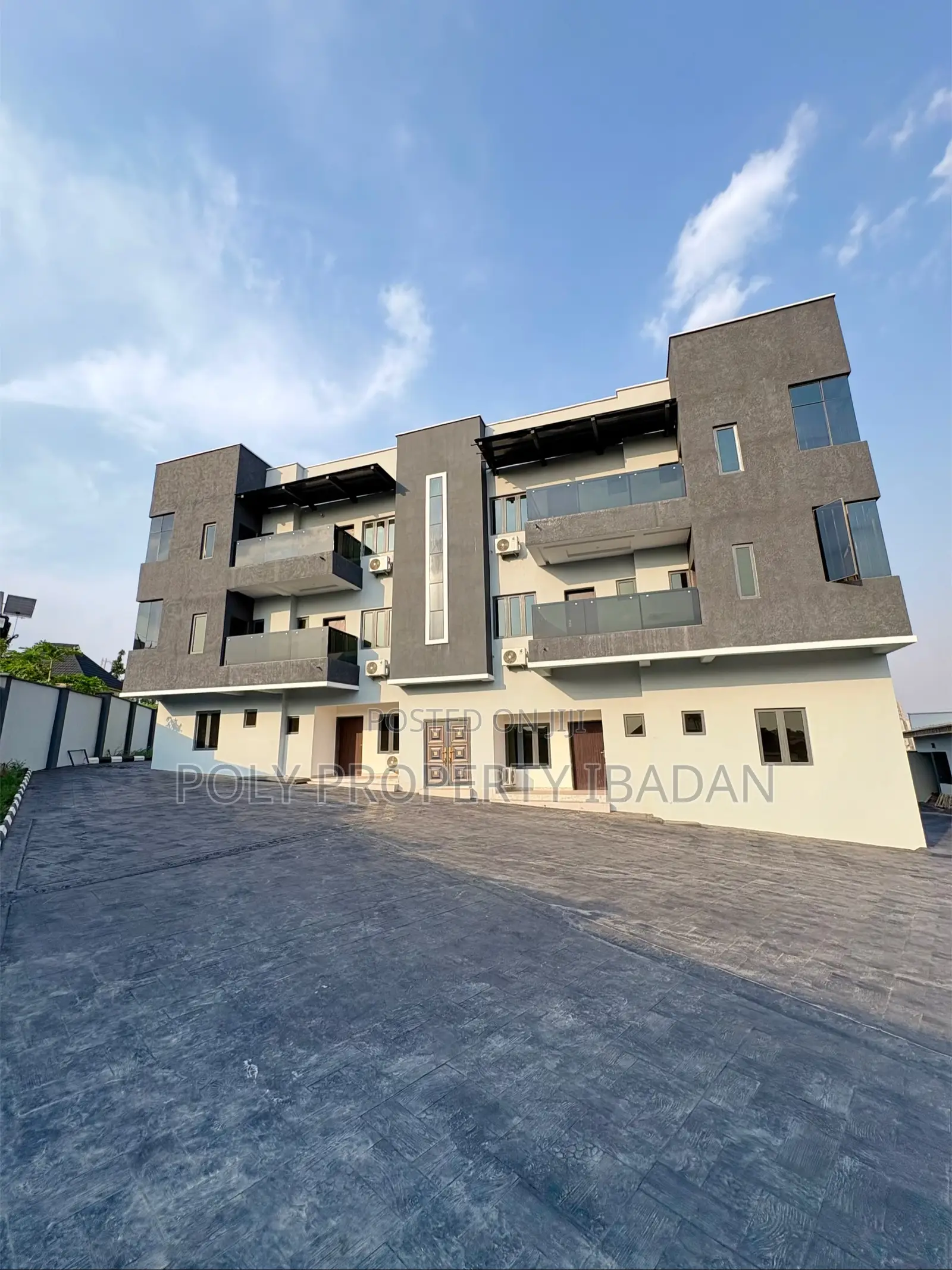 3bdrm Apartment in Kolapo Ishola Gra, Ibadan for rent in Ibadan