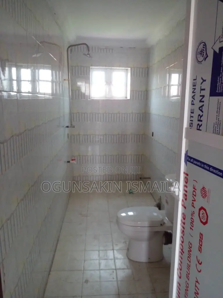 4bdrm Townhouse/Terrace in Isheri Opic Estate for sale in Isheri North