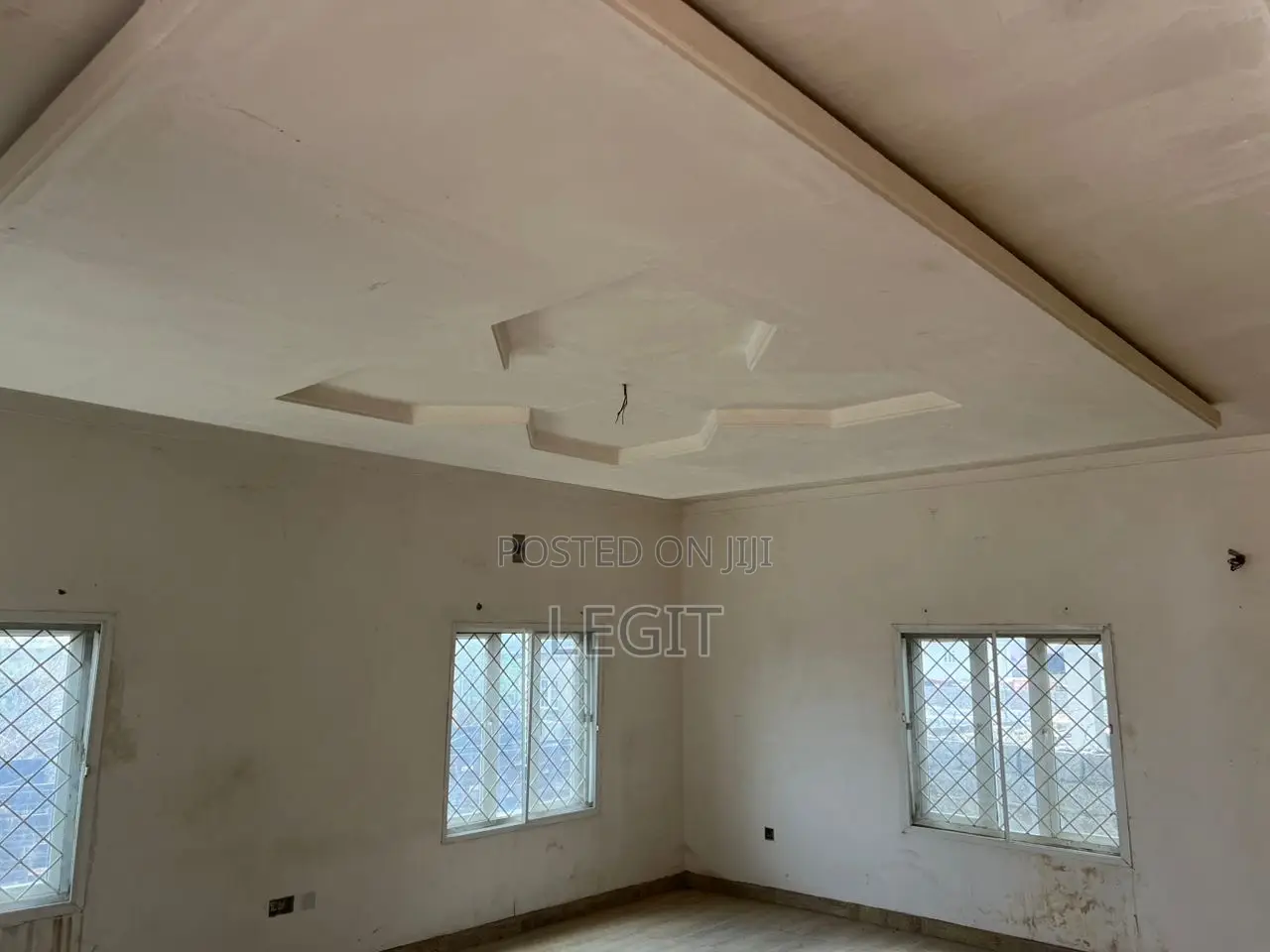 4bdrm Penthouse in Lugbe District for sale in Lugbe District