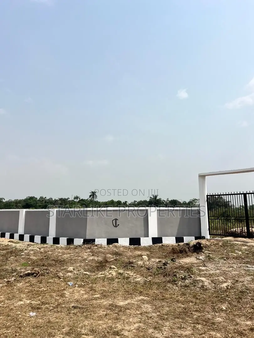Secure Residential and Commercial Plots in a Fast Growing Location in Epe